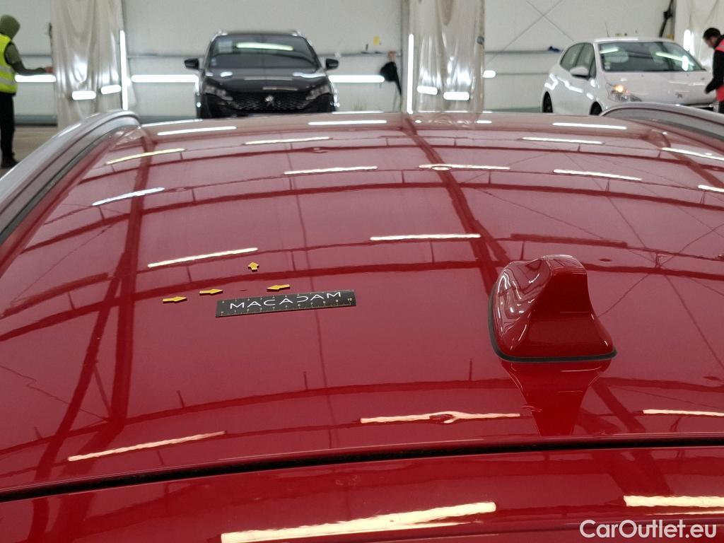  Hyundai  i30  cw Business 1.6 CRDi 115CV BVA7 E6d #3