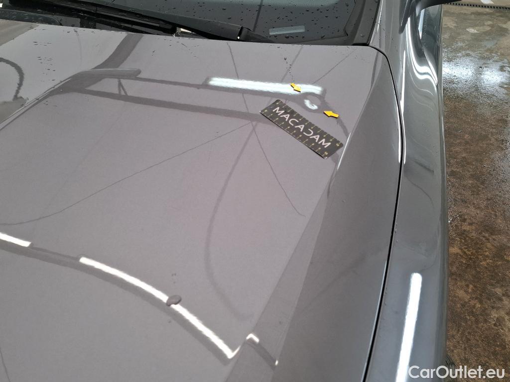  Mercedes  GLA MERCEDES-BENZ  / 2023 / 5P / SUV  250 e Business Line DCT #2