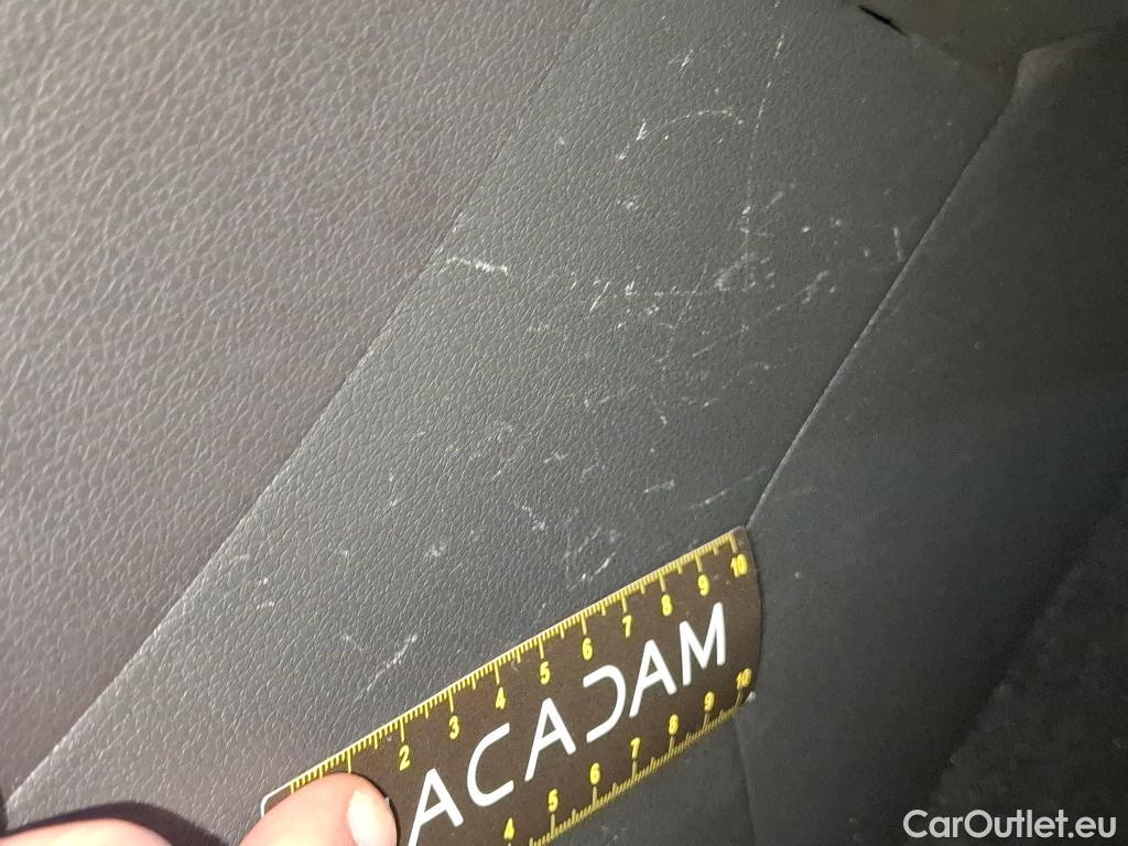  Hyundai  i30  cw Business 1.6 CRDi 115CV BVA7 E6d #18