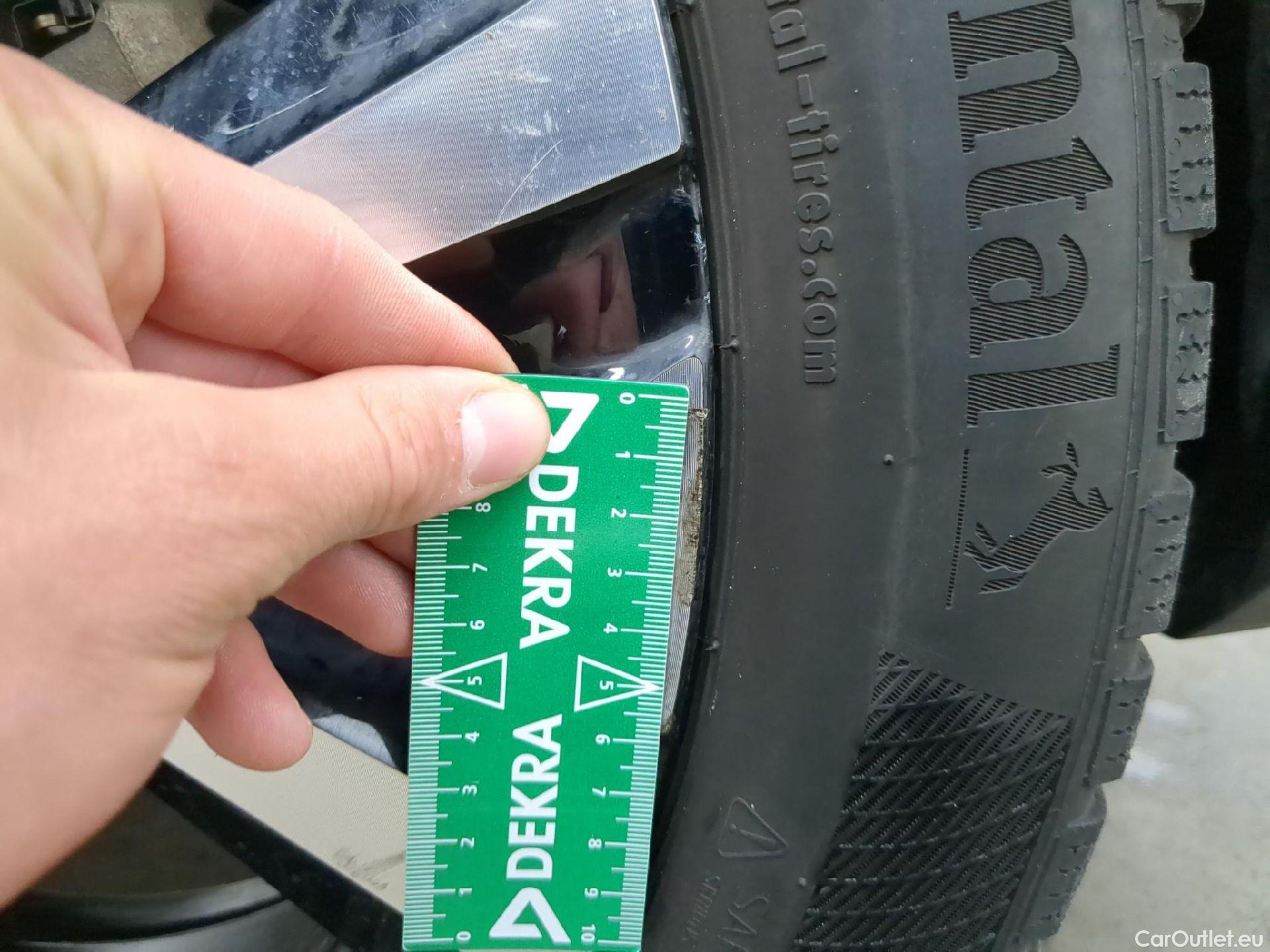  Citroen  C5 CITROEN  Aircross / 2018 / 5P / SUV Hybrid 225 ë-EAT8 Shine Pack #10