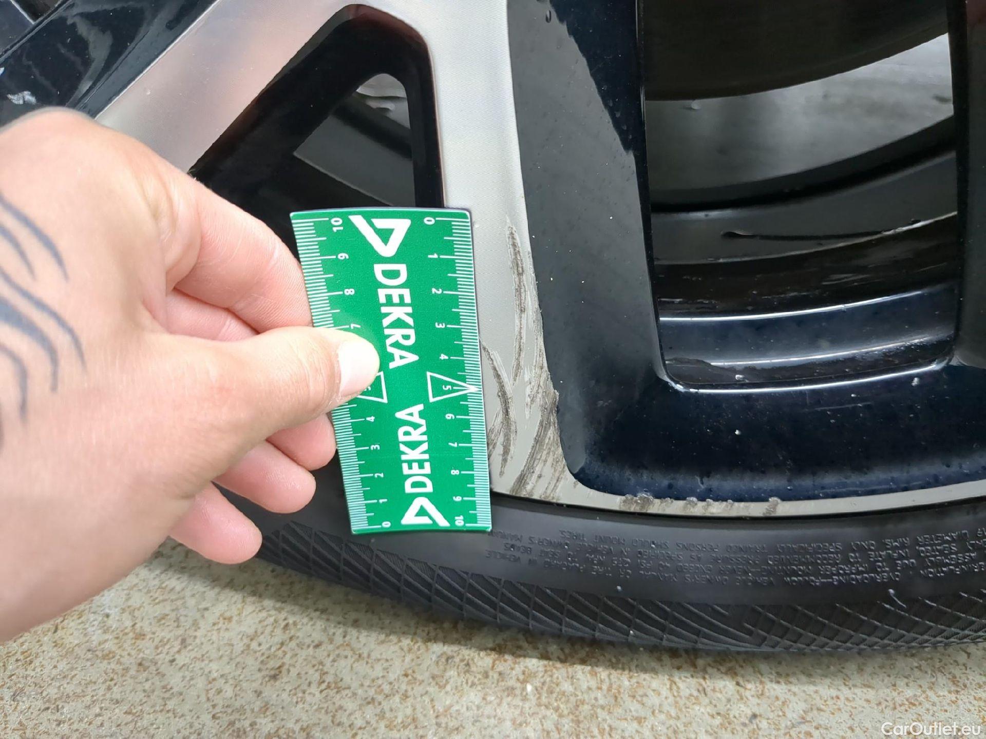  Citroen  C5 CITROEN  Aircross / 2018 / 5P / SUV Hybrid 225 ë-EAT8 Shine Pack #5