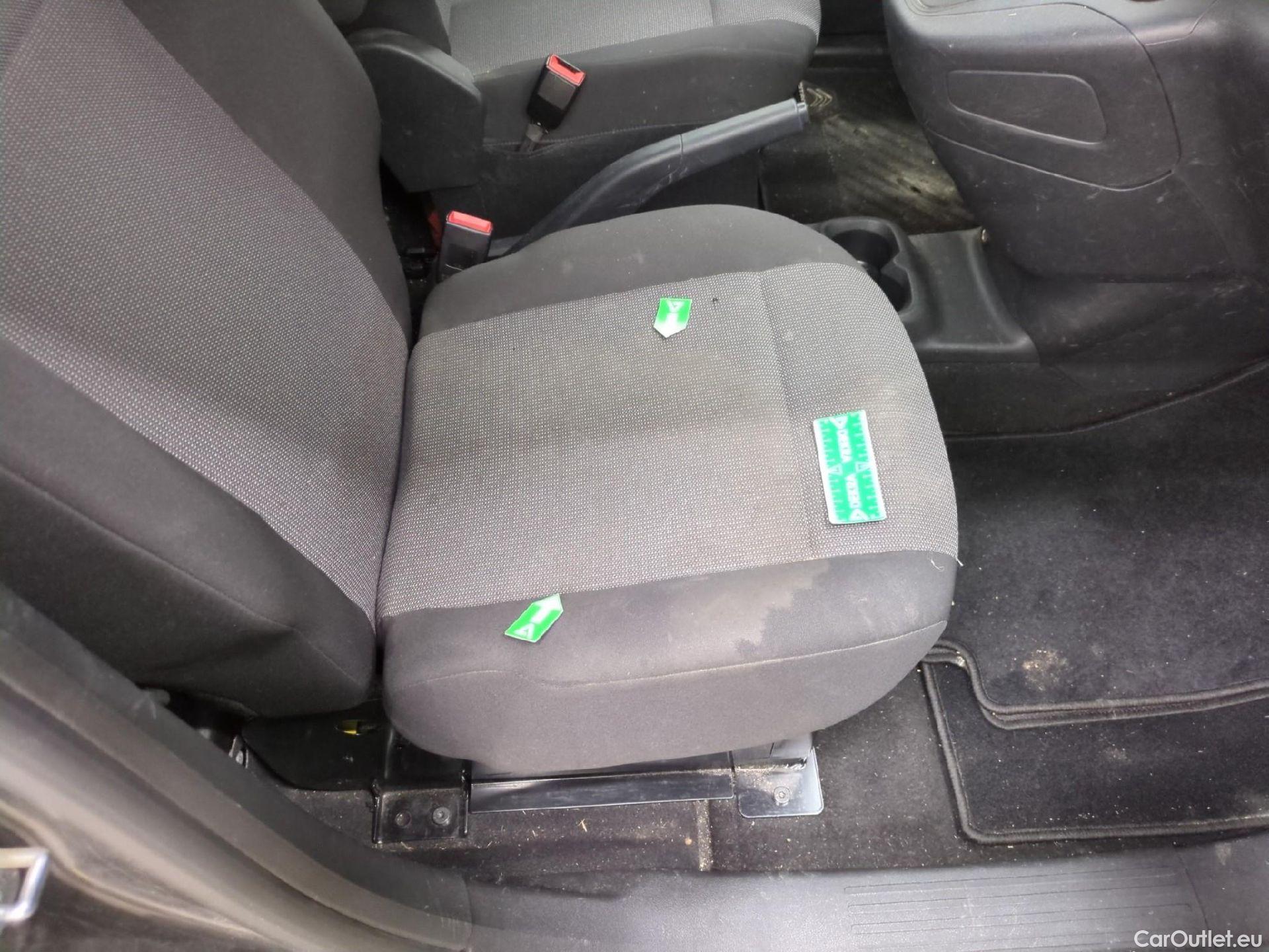  Citroen  Berlingo CITROEN  Van / 2018 / 4P / Fourgonnette M 650kg PT 110 S&S BVM Driver Connect #3