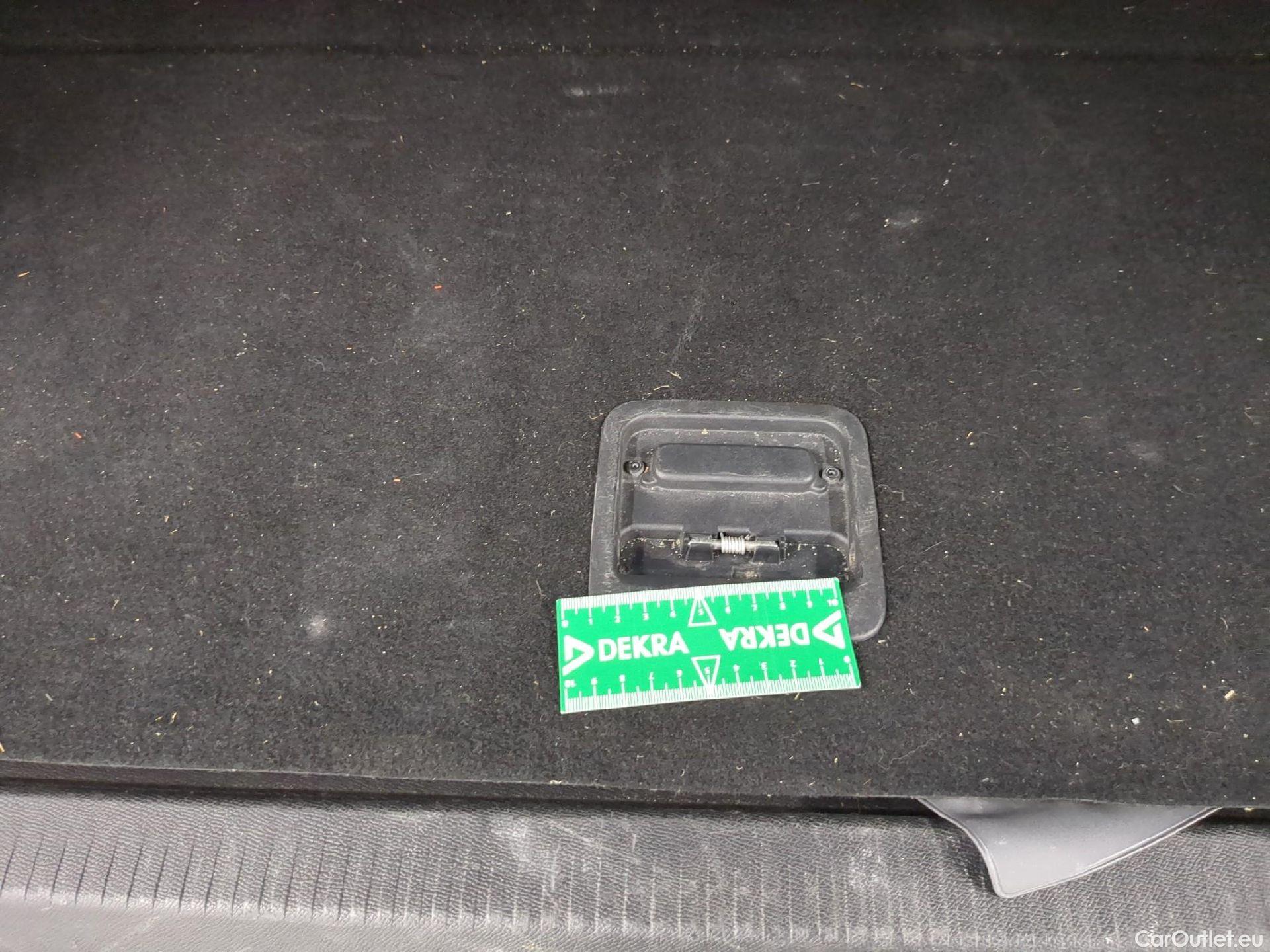  Citroen  C5 CITROEN  Aircross / 2018 / 5P / SUV Hybrid 225 ë-EAT8 Shine Pack #13