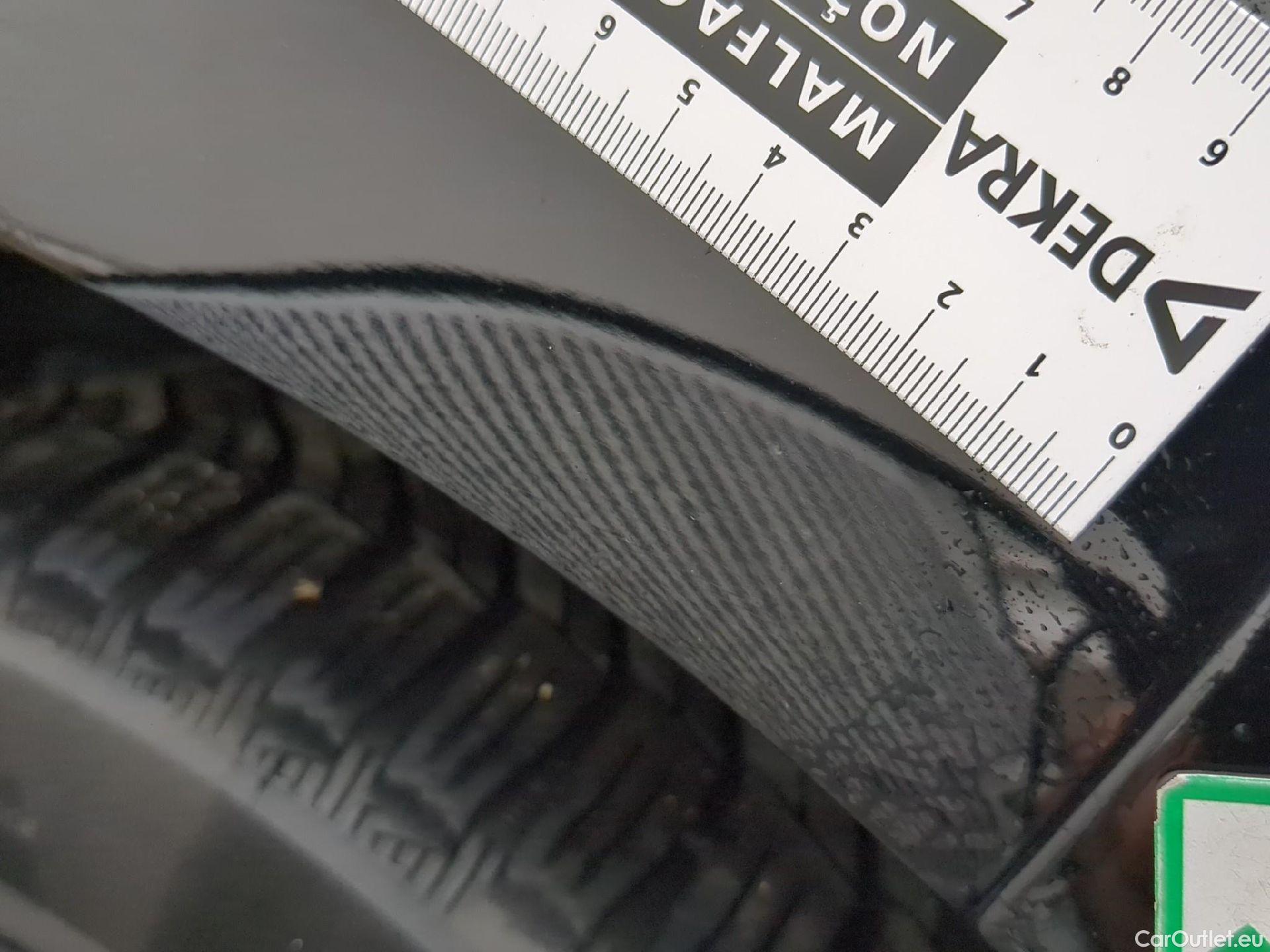  Peugeot  308  Allure Business 1.2 PureTech 130CV BVM6 E6d #21