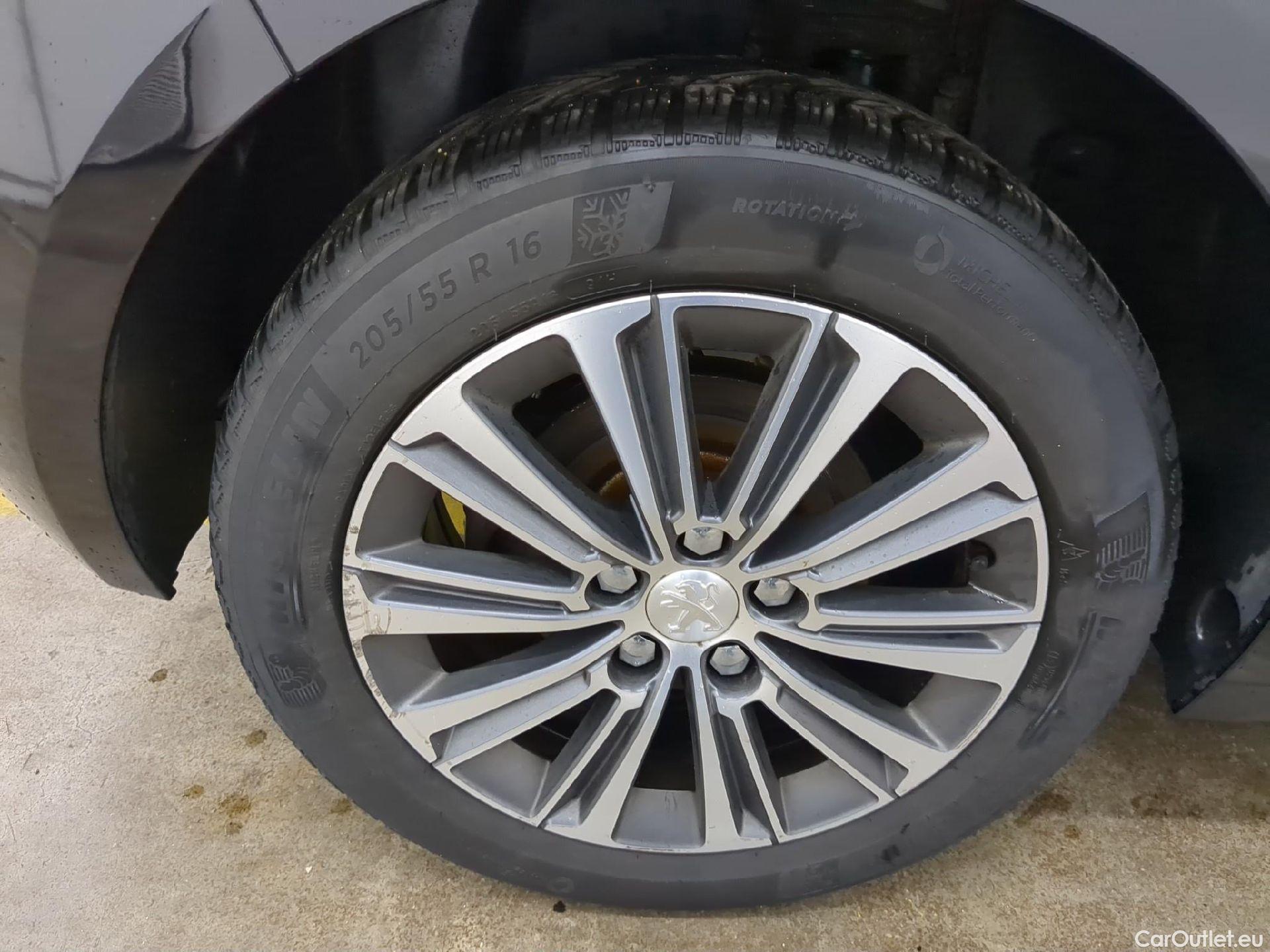  Peugeot  308  Allure Business 1.2 PureTech 130CV BVM6 E6d #6