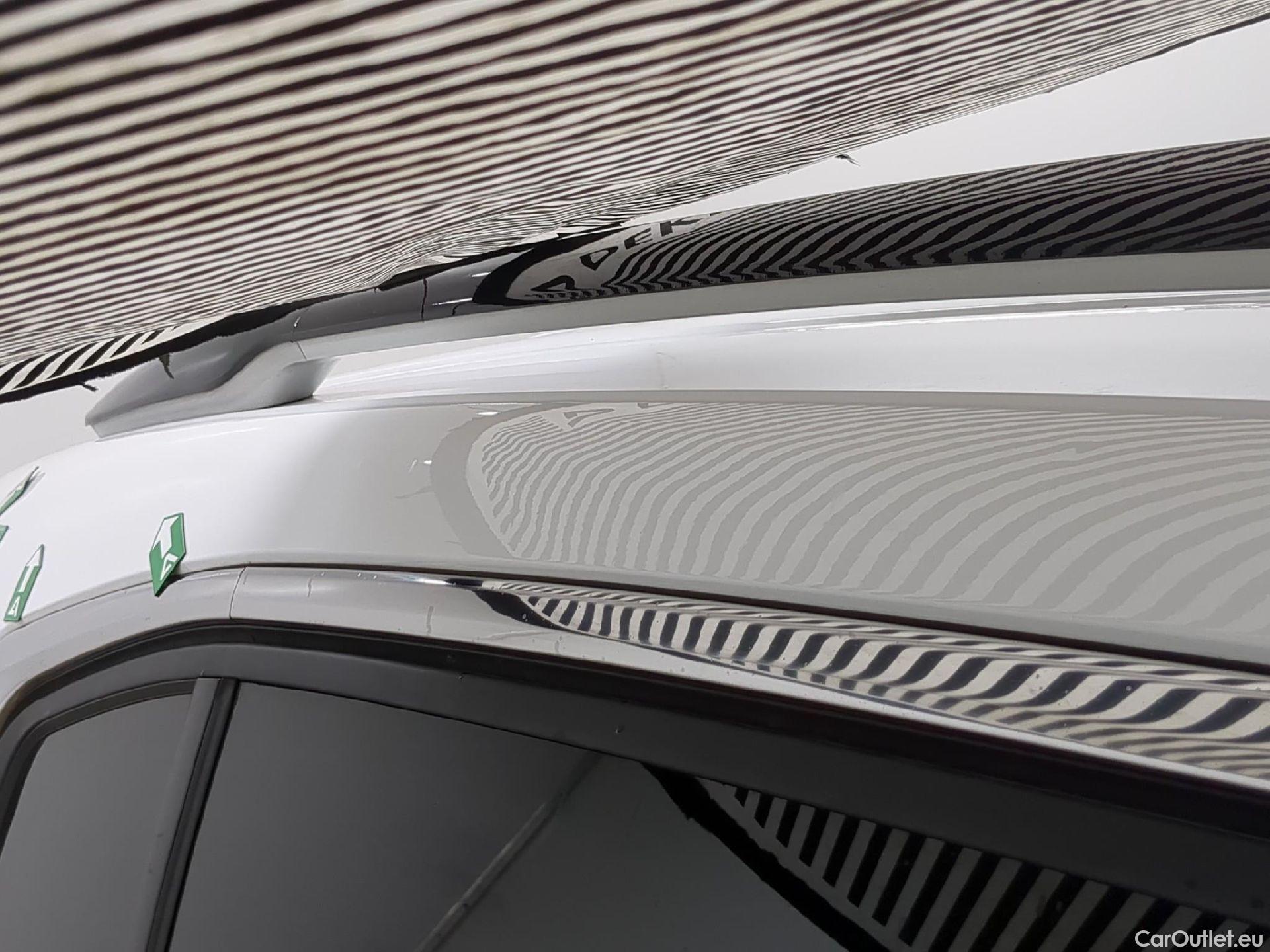  Citroen  C5 CITROEN  Aircross / 2018 / 5P / SUV Hybrid 225 ë-EAT8 Shine Pack #37