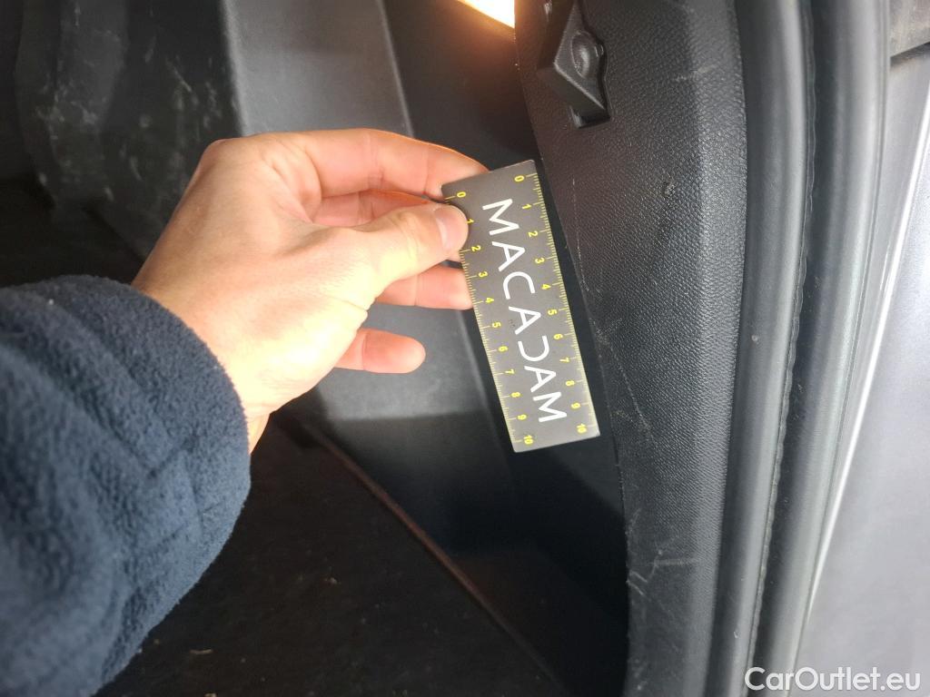  Peugeot  2008  Active Business 1.2 PureTech 130CV BVA8 E6d #28