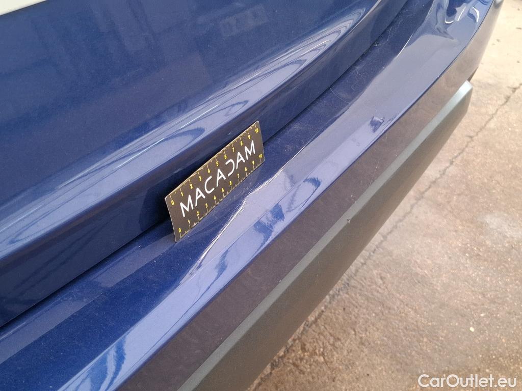  Toyota  Yaris TOYOTA  Hybride / 2019 / 5P / Berline Hybride 116h Dynamic Business Beyond Zer #3