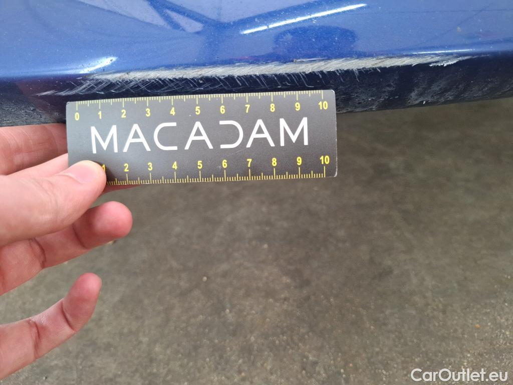  Toyota  Yaris TOYOTA  Hybride / 2019 / 5P / Berline Hybride 116h Dynamic Business Beyond Zer #7