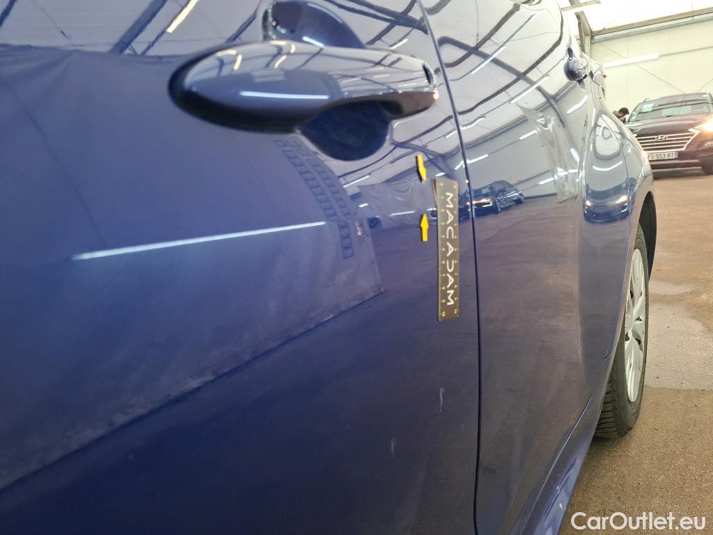  Toyota  Yaris TOYOTA  Hybride / 2019 / 5P / Berline Hybride 116h Dynamic Business Beyond Zer #18