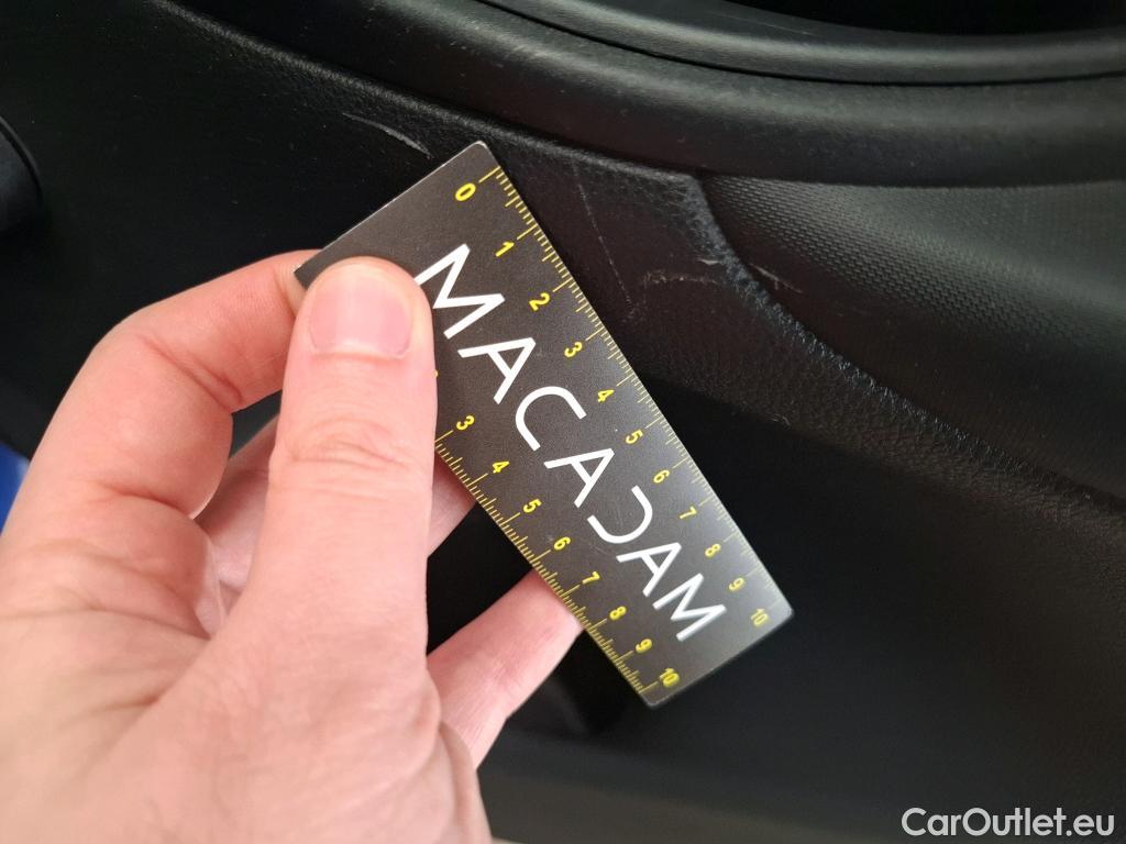  Toyota  Yaris TOYOTA  Hybride / 2019 / 5P / Berline Hybride 116h Dynamic Business Beyond Zer #16