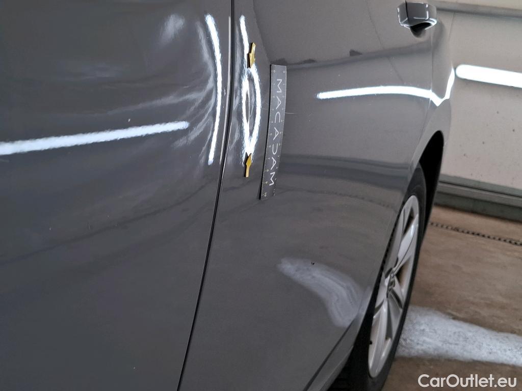  Volkswagen  Golf  VOLKSWAGEN SW / 2020 / 5P / Break 2.0 TDI SCR 115 DSG7 Life Business #8