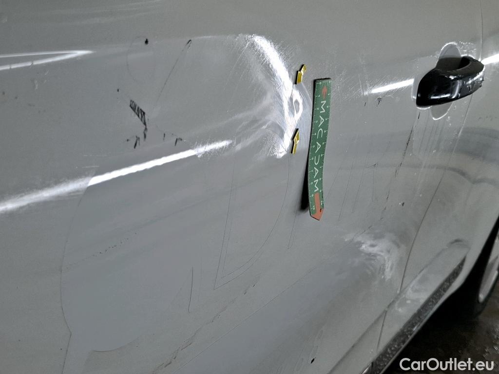  Renault  Clio RENAULT  / 2019 / 5P / Berline Business SCe 65 #18