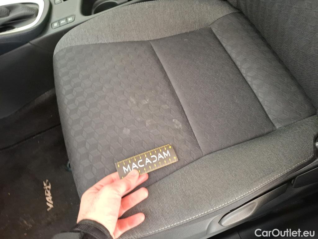  Toyota  Yaris TOYOTA  Hybride / 2019 / 5P / Berline Hybride 116h Dynamic Business Beyond Zer #26