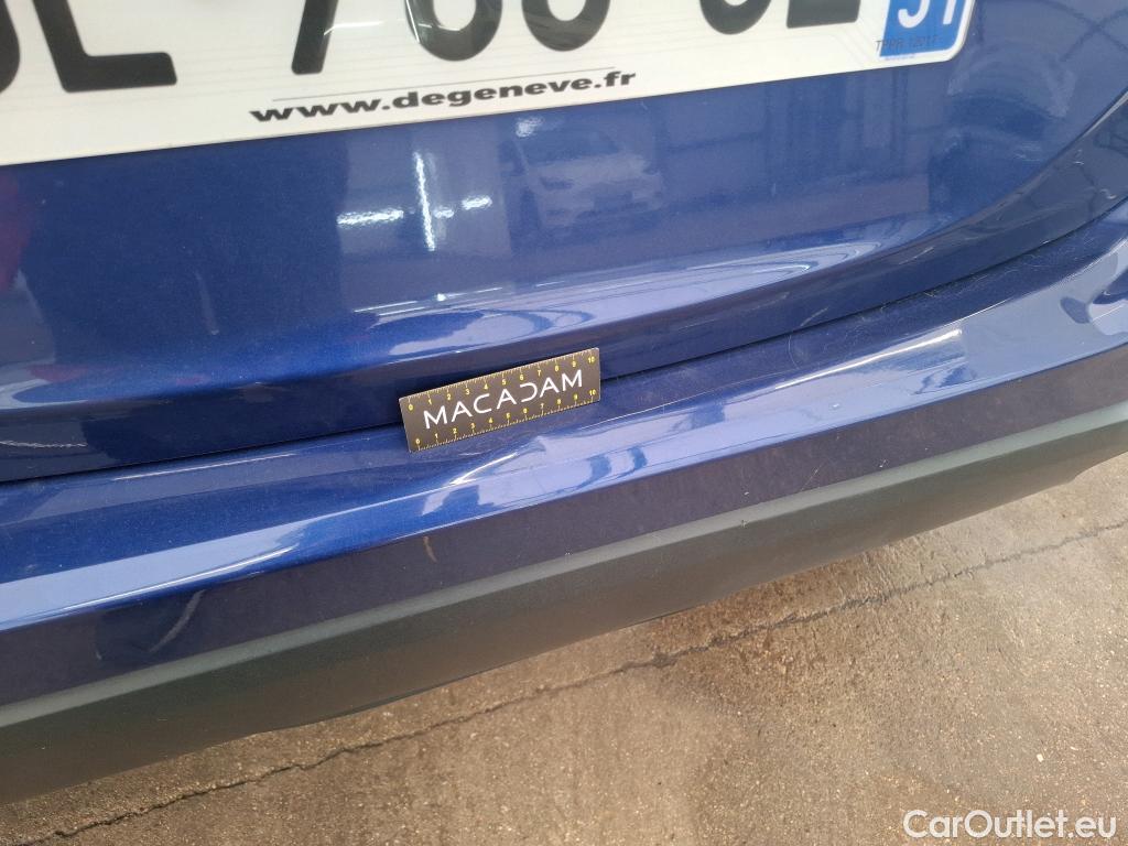  Toyota  Yaris TOYOTA  Hybride / 2019 / 5P / Berline Hybride 116h Dynamic Business Beyond Zer #2