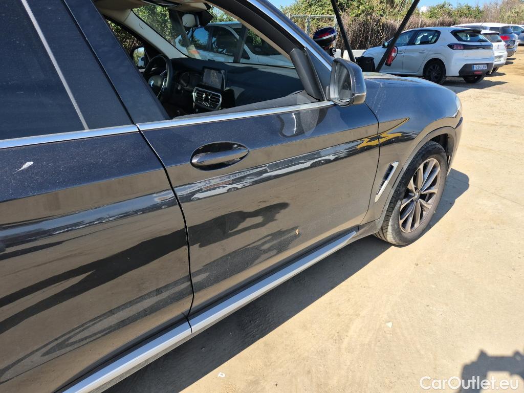  Bmw  X3 BMW  / 2021 / 5P / todoterreno sDrive18d #32