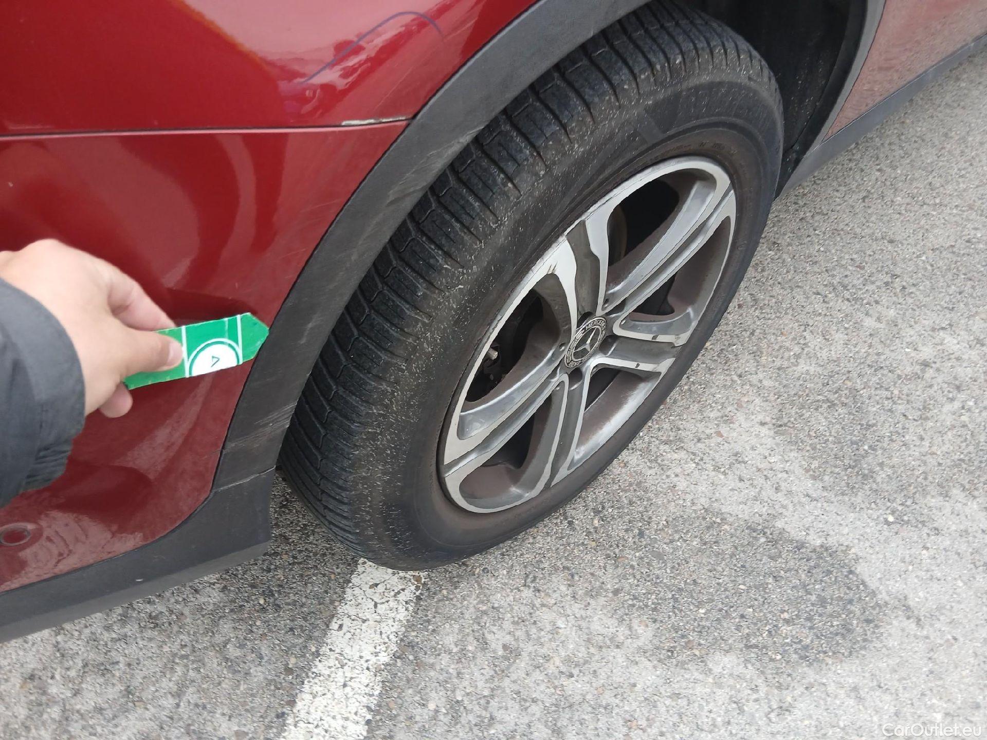  Mercedes  G-Klasee MERCEDES-BENZ Clase GLC / 2019 / 5P / todoterreno GLC 300 de 4MATIC #27