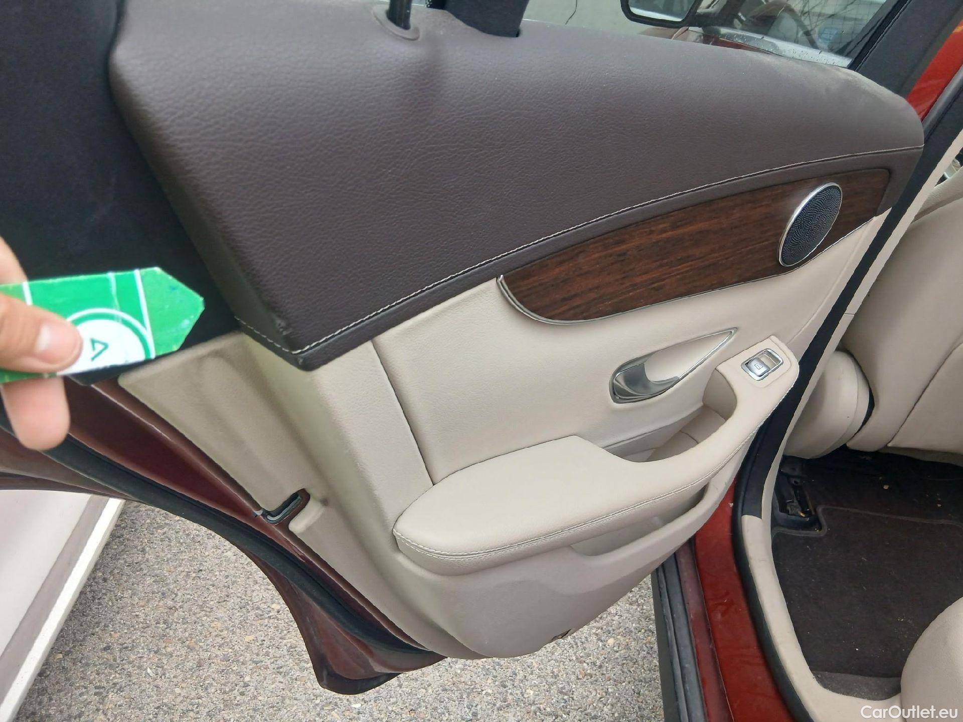  Mercedes  G-Klasee MERCEDES-BENZ Clase GLC / 2019 / 5P / todoterreno GLC 300 de 4MATIC #4