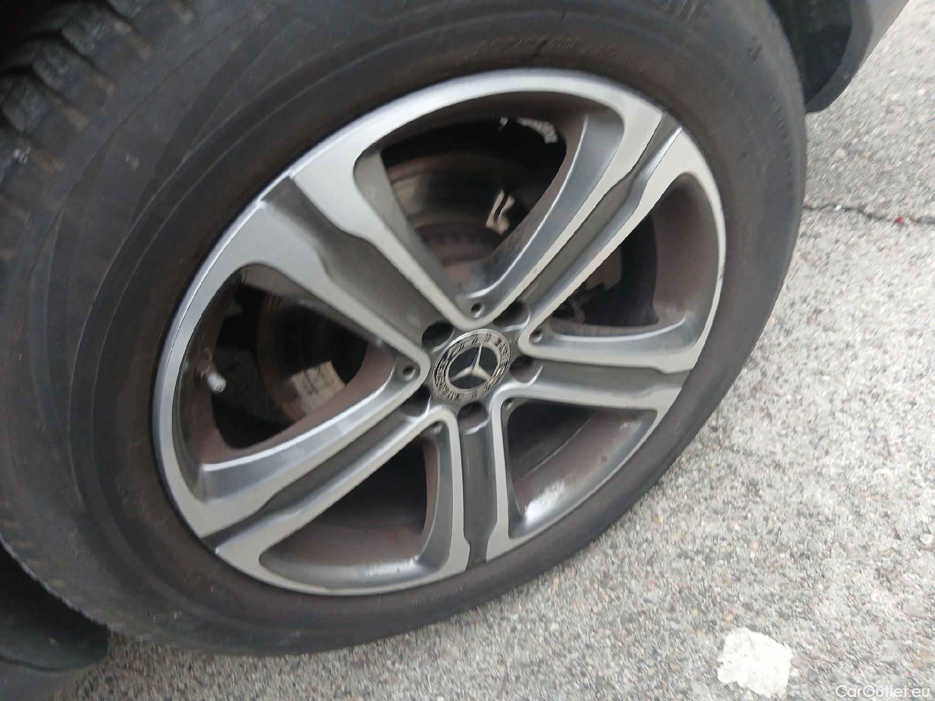  Mercedes  G-Klasee MERCEDES-BENZ Clase GLC / 2019 / 5P / todoterreno GLC 300 de 4MATIC #23