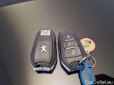  Peugeot  3008 PEUGEOT  / 2020 / 5P / SUV BLUEHDI 130 EAT8 SeS ALLURE PACK #51