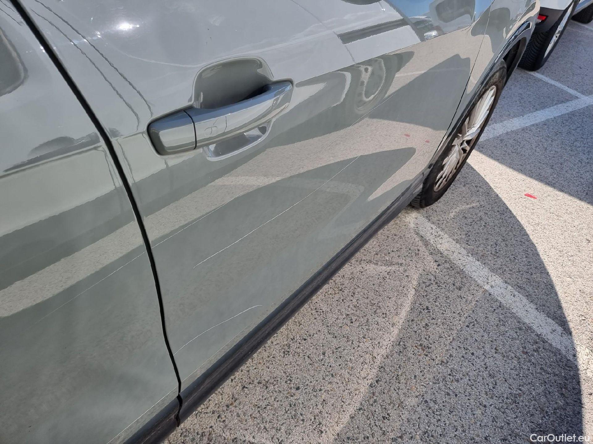  Audi  Q2 AUDI  / 2016 / 5P / todoterreno Design 30 TFSI 85kW (116CV) #47