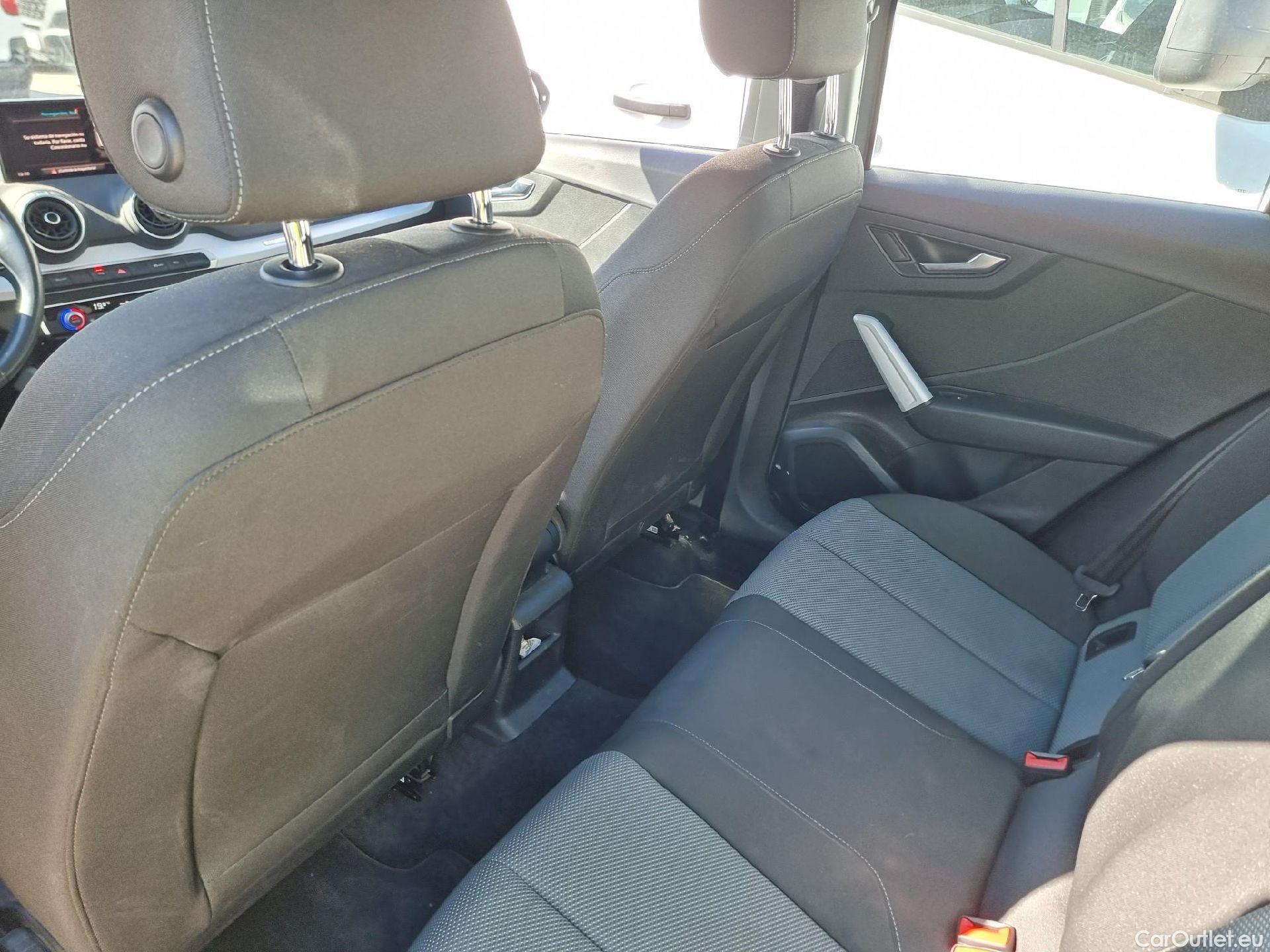  Audi  Q2 AUDI  / 2016 / 5P / todoterreno Design 30 TFSI 85kW (116CV) #1