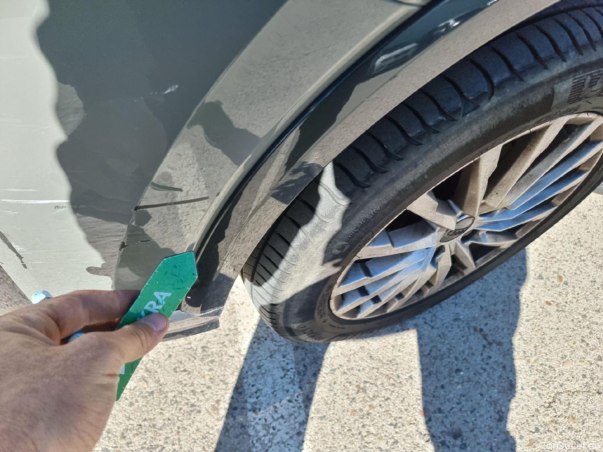  Audi  Q2 AUDI  / 2016 / 5P / todoterreno Design 30 TFSI 85kW (116CV) #20