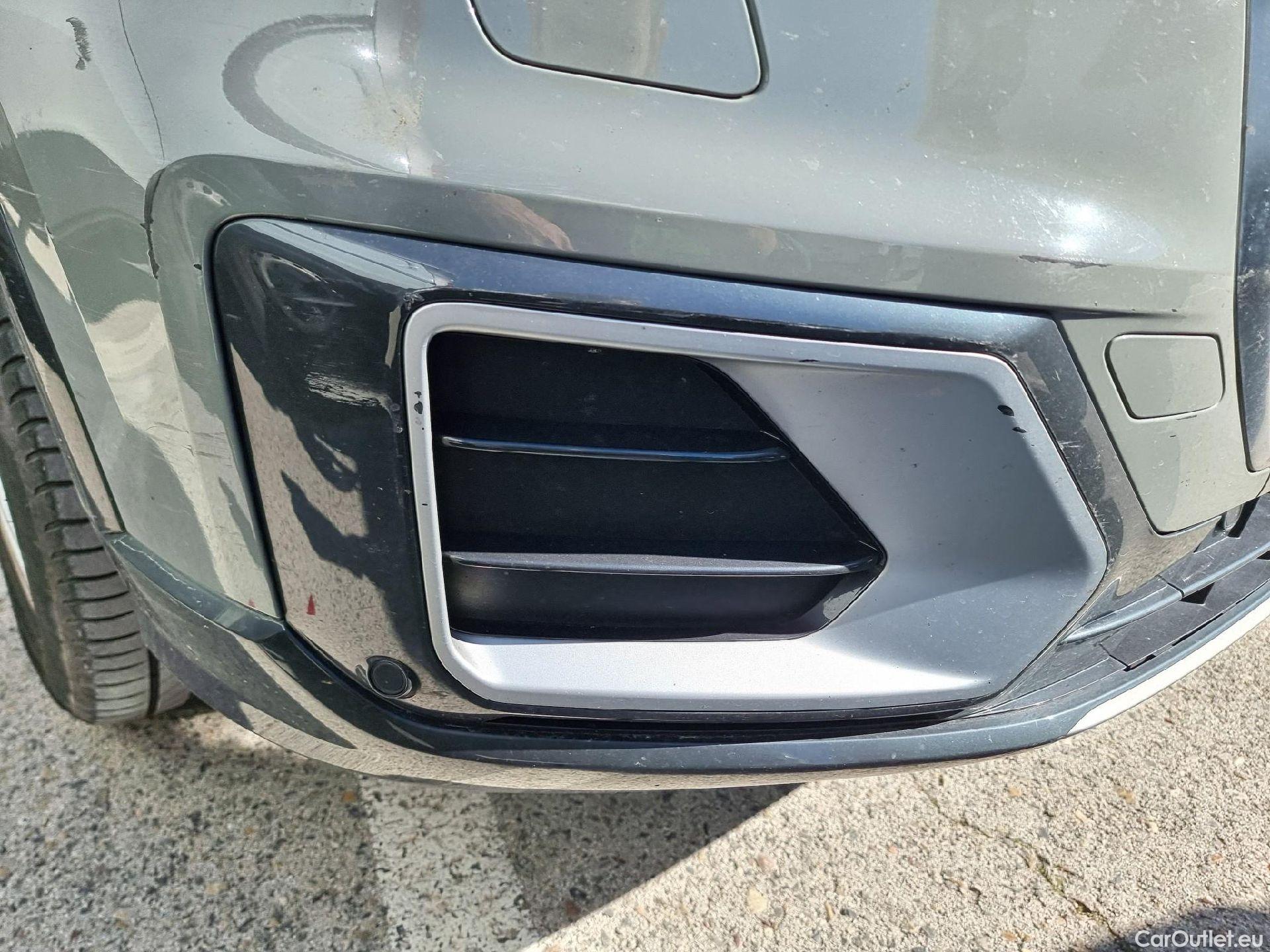  Audi  Q2 AUDI  / 2016 / 5P / todoterreno Design 30 TFSI 85kW (116CV) #7