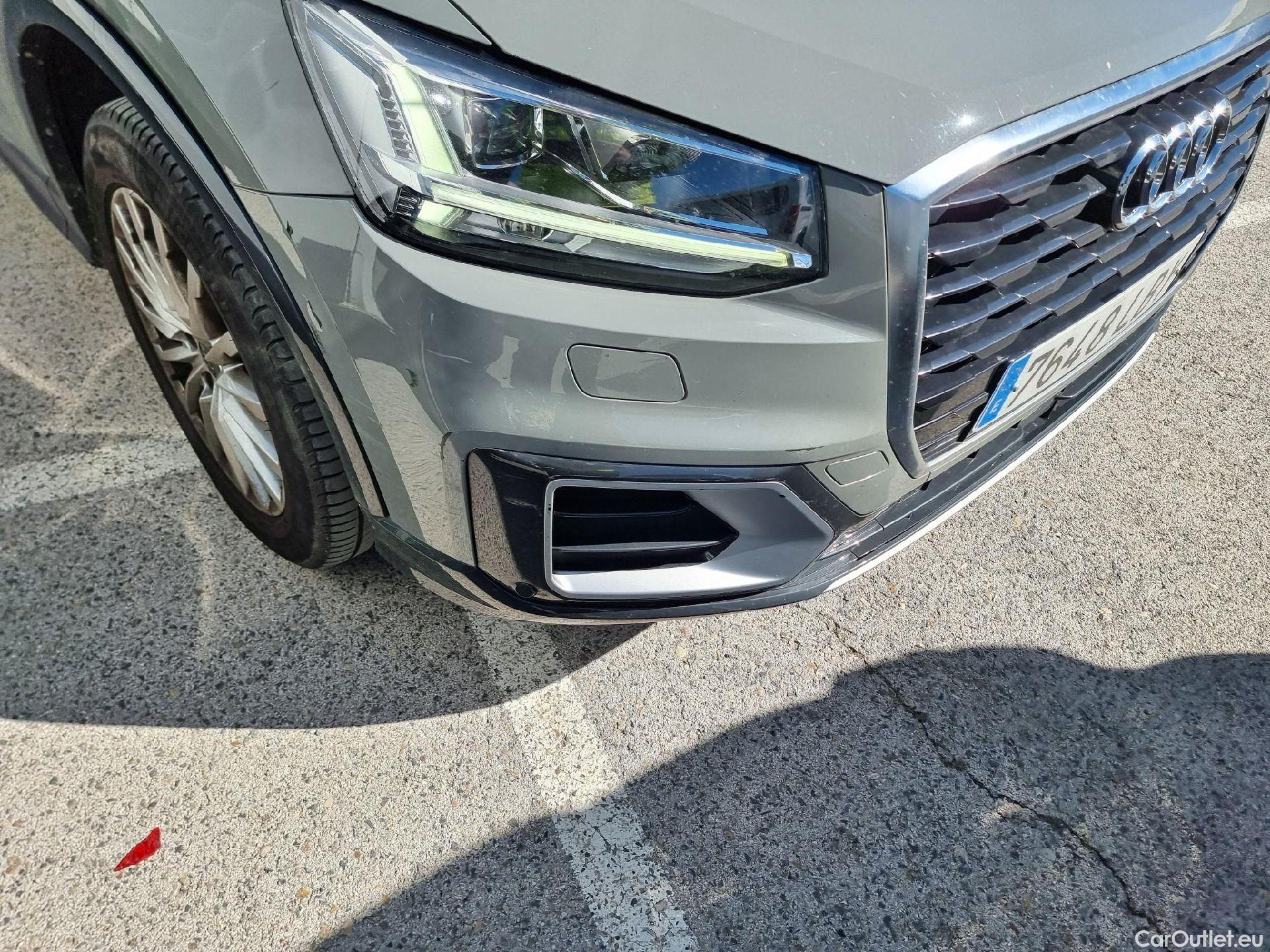  Audi  Q2 AUDI  / 2016 / 5P / todoterreno Design 30 TFSI 85kW (116CV) #3