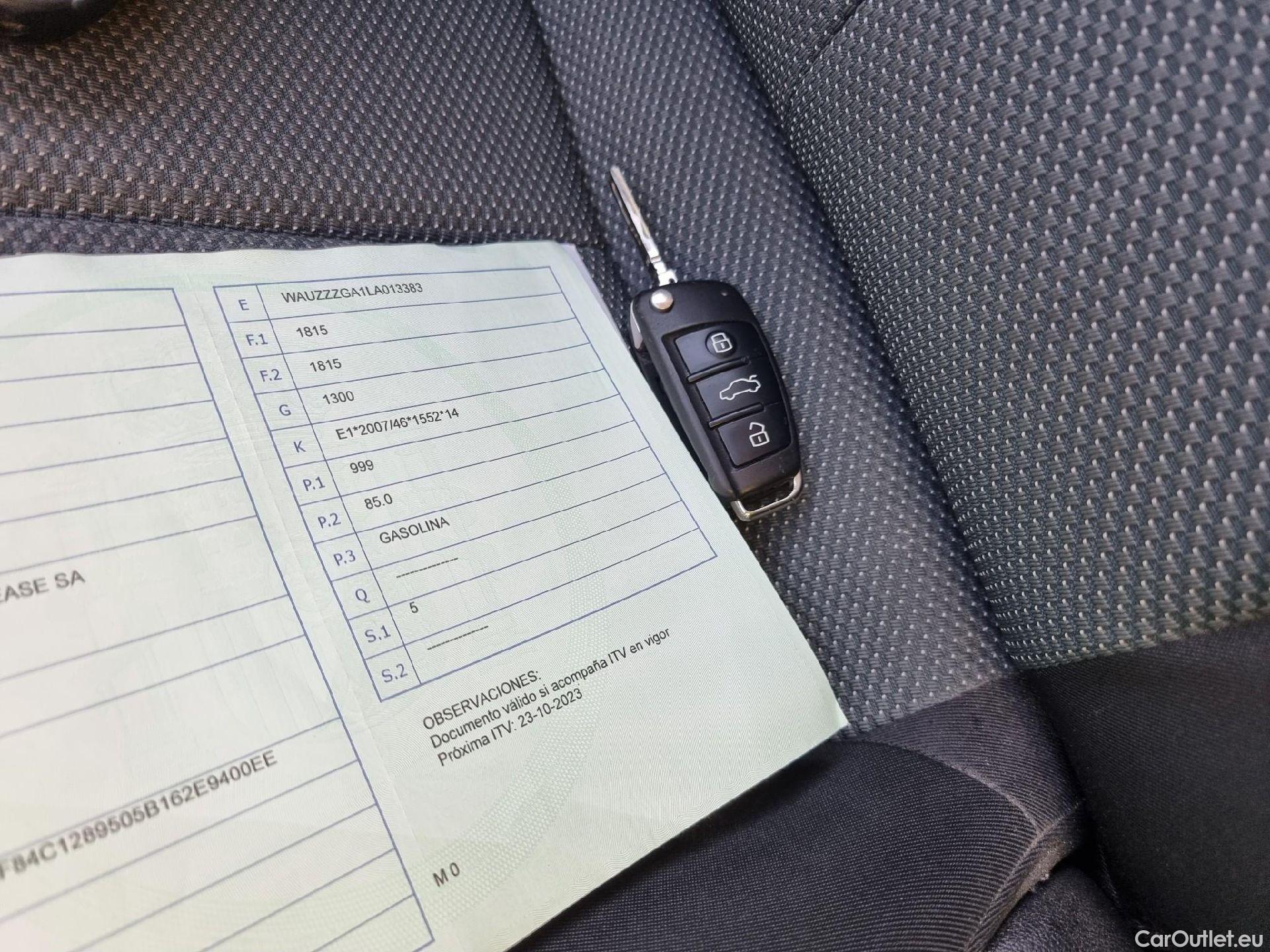  Audi  Q2 AUDI  / 2016 / 5P / todoterreno Design 30 TFSI 85kW (116CV) #54