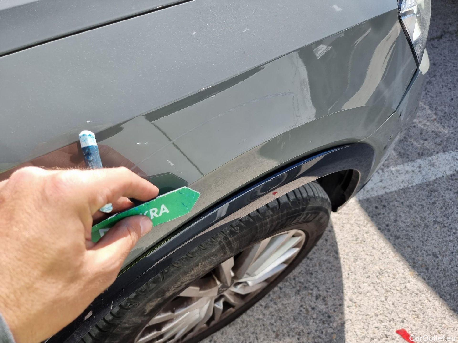  Audi  Q2 AUDI  / 2016 / 5P / todoterreno Design 30 TFSI 85kW (116CV) #51