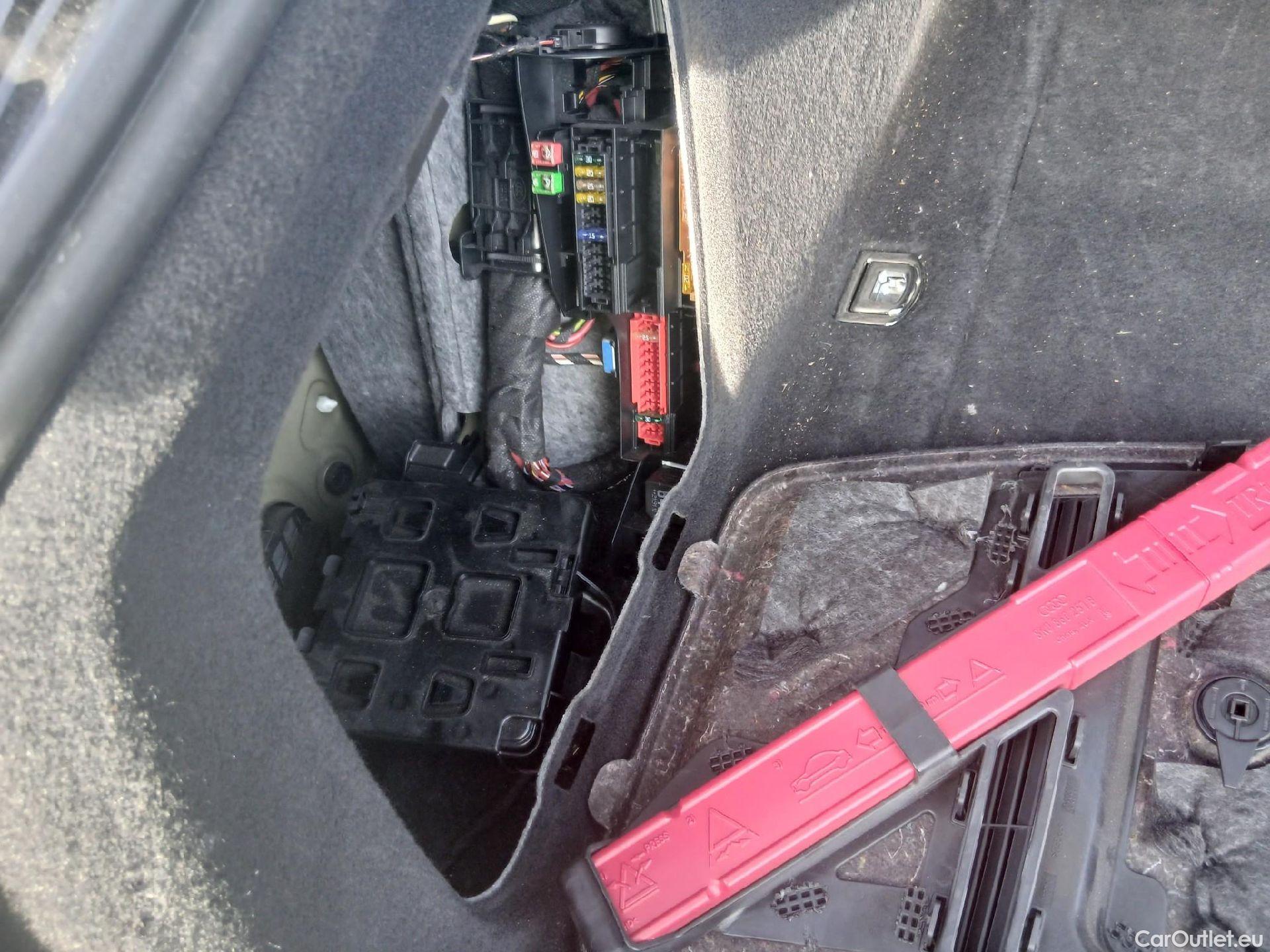  Audi  A5 Sportback AUDI A5 / 2019 / 5P / berlina con portón Advanced 50 TDI 210kW quattr tip Sportb #25