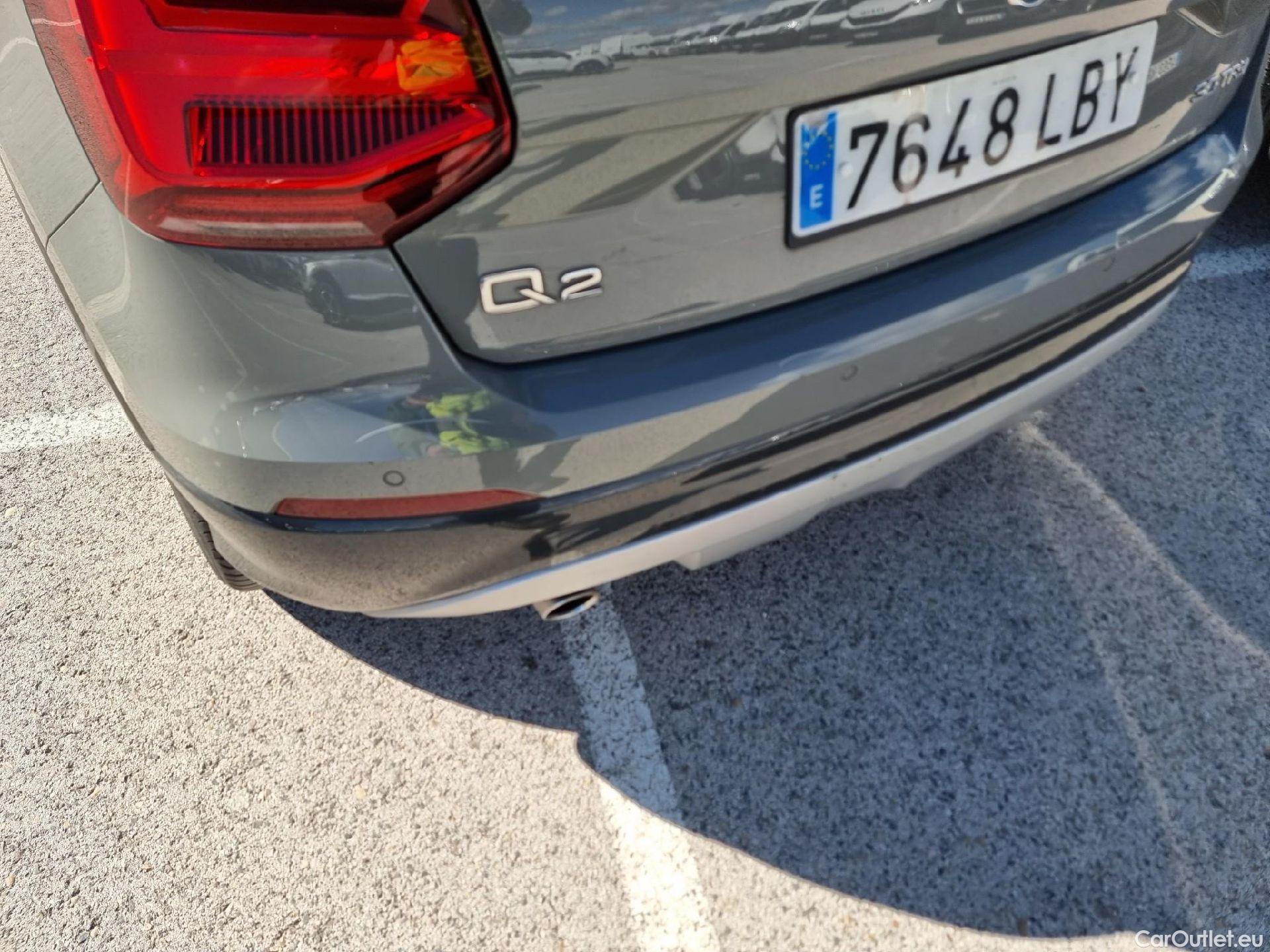  Audi  Q2 AUDI  / 2016 / 5P / todoterreno Design 30 TFSI 85kW (116CV) #32