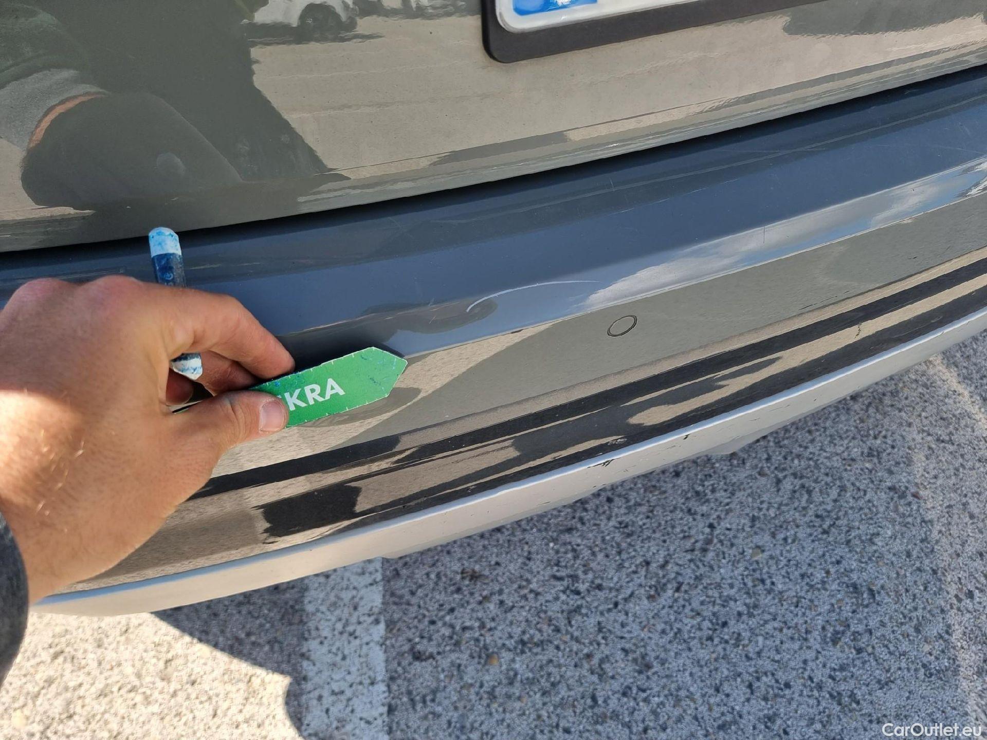  Audi  Q2 AUDI  / 2016 / 5P / todoterreno Design 30 TFSI 85kW (116CV) #33