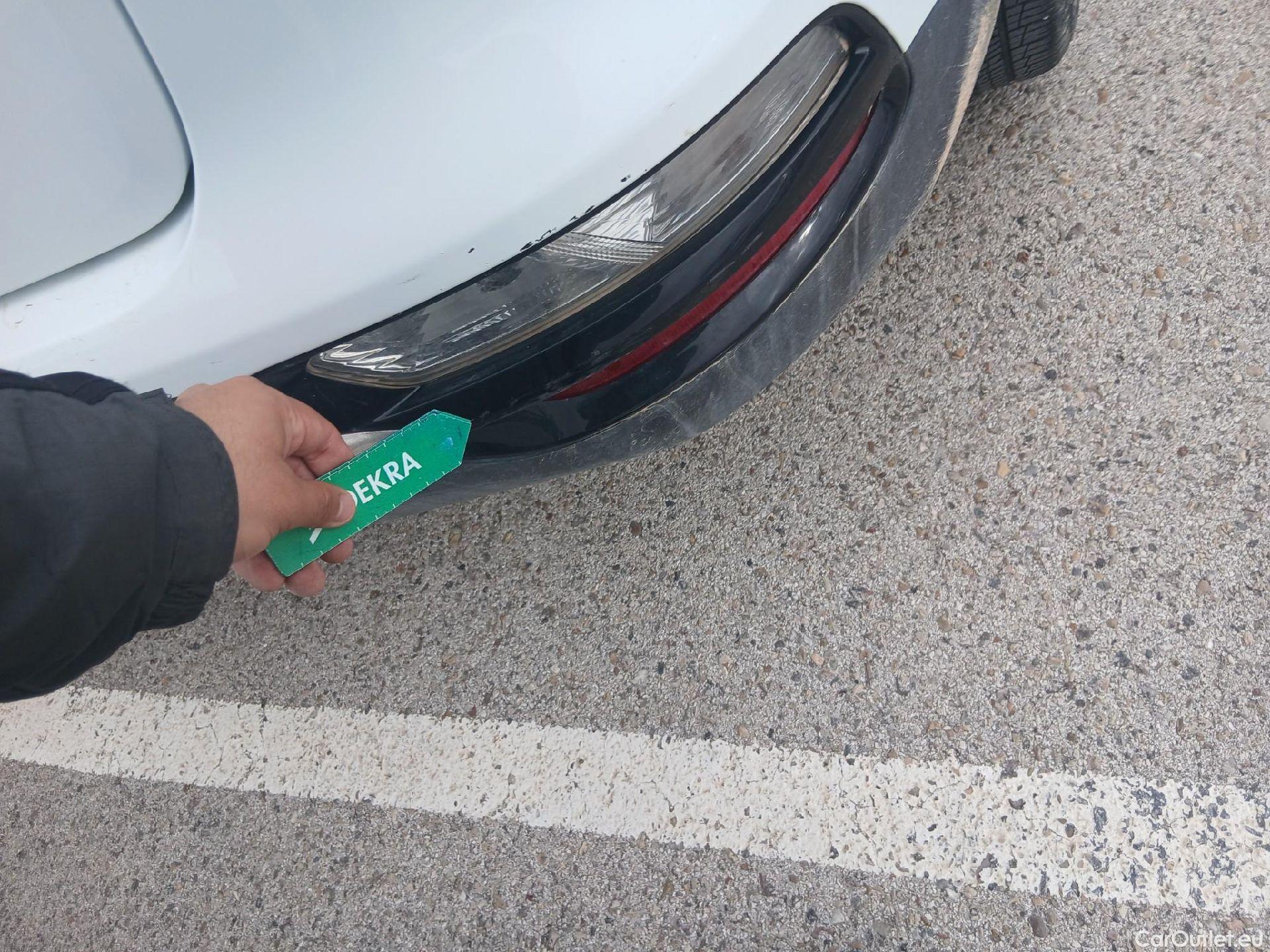  KIA  Sportage KIA  / 2018 / 5P / todoterreno 1.6 MHEV Business 100kW (136CV) 4x4 #38