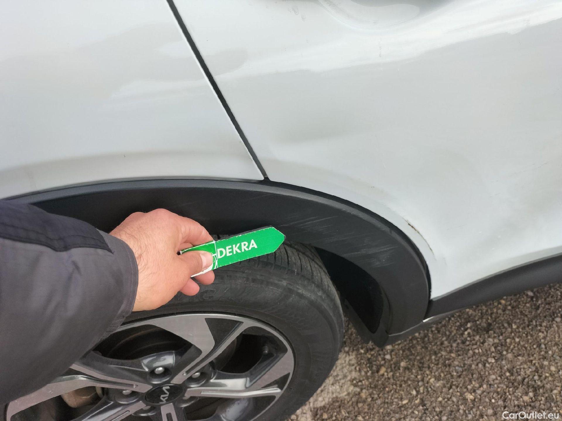  KIA  XCeed KIA  / 2022 / 5P / todoterreno 1.0 T-GDi Drive 88kW (120CV) #34