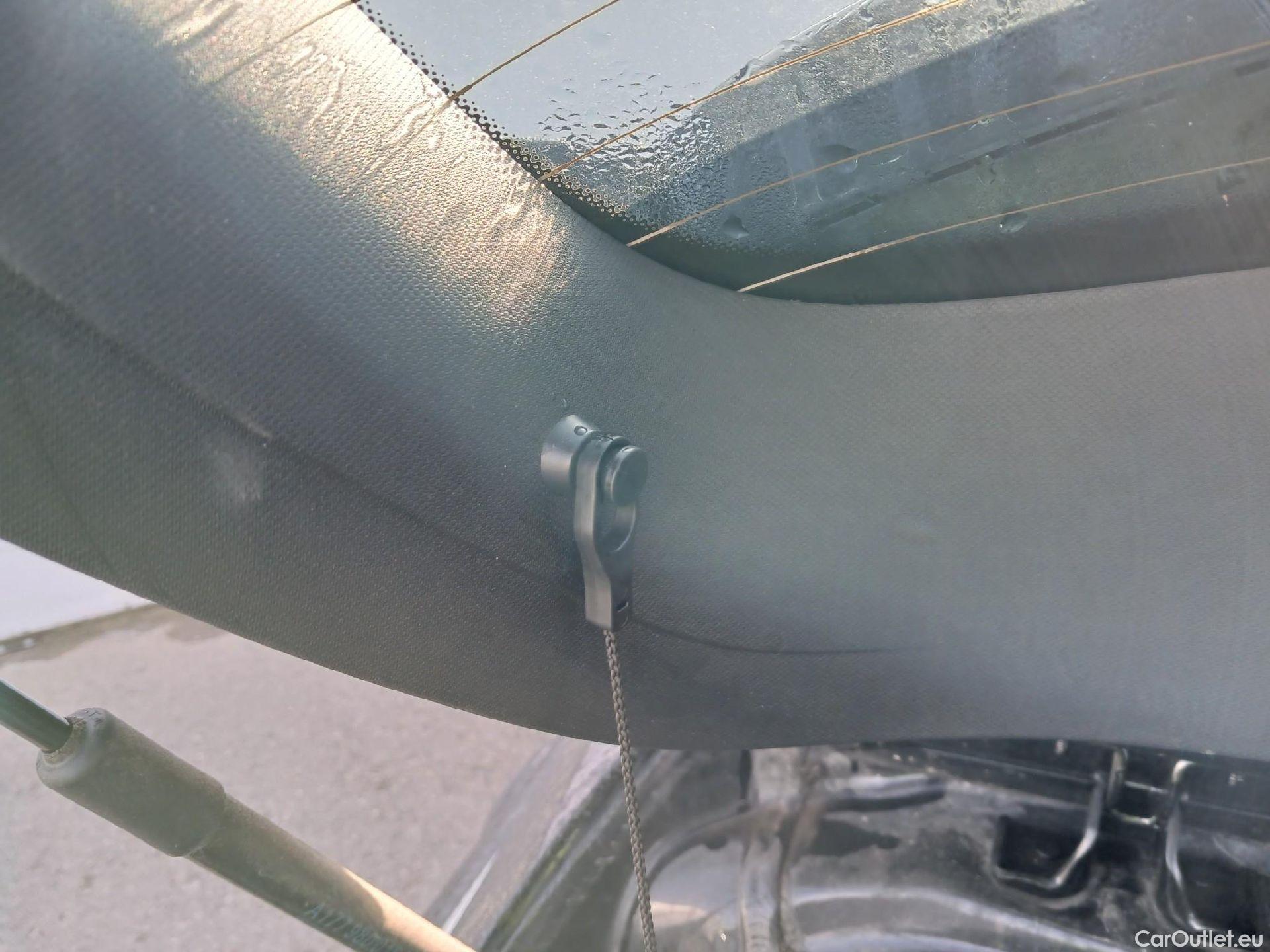  Mercedes  A-Klasse MERCEDES-BENZ Clase A / 2018 / 5P / berlina con portón A 180 d #28