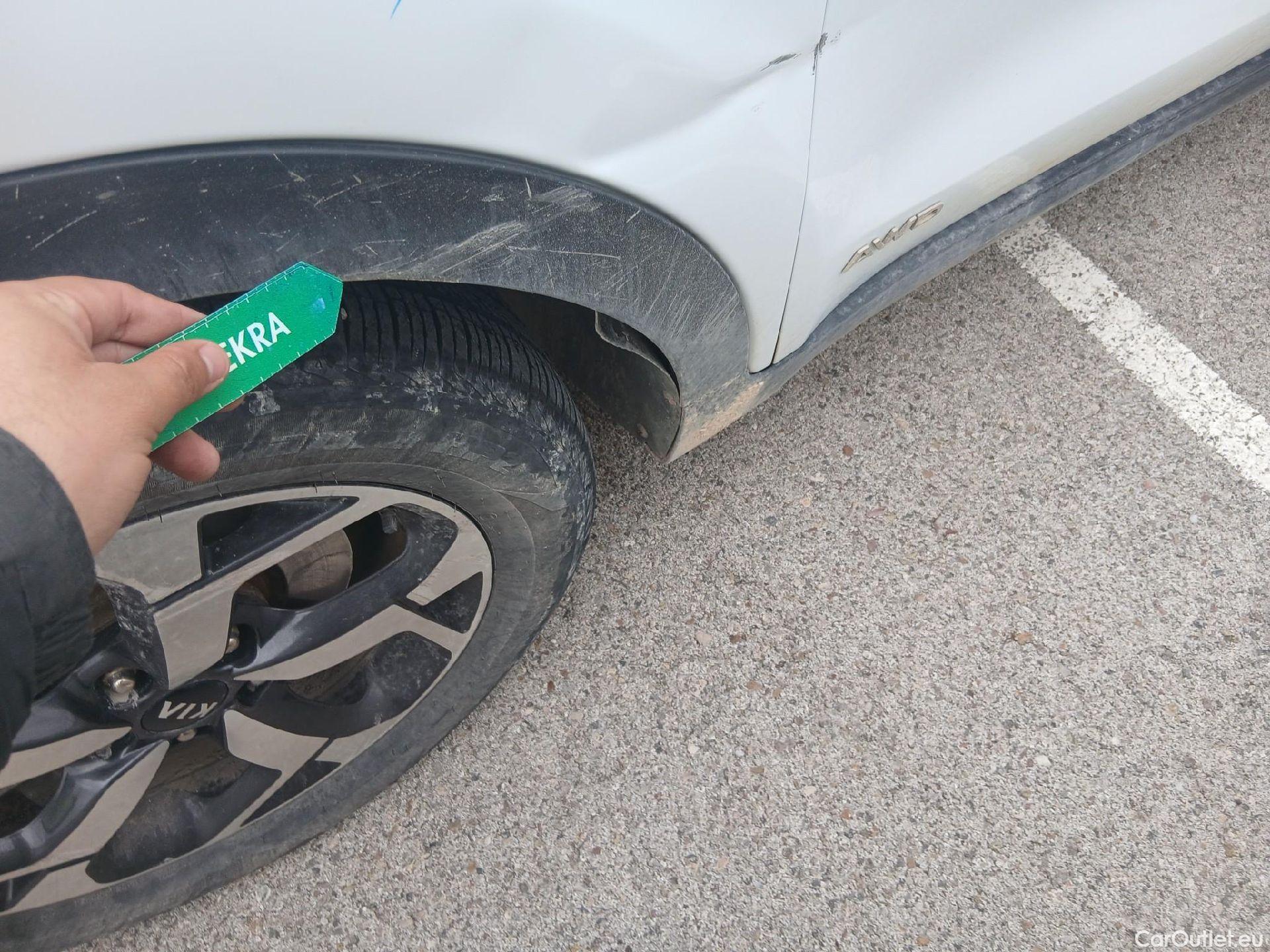  KIA  Sportage KIA  / 2018 / 5P / todoterreno 1.6 MHEV Business 100kW (136CV) 4x4 #20