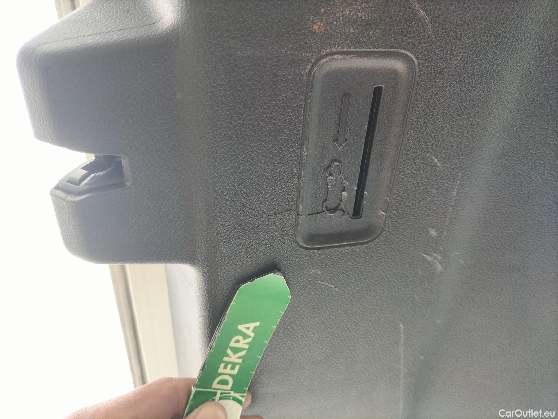  KIA  XCeed KIA  / 2022 / 5P / todoterreno 1.0 T-GDi Drive 88kW (120CV) #26