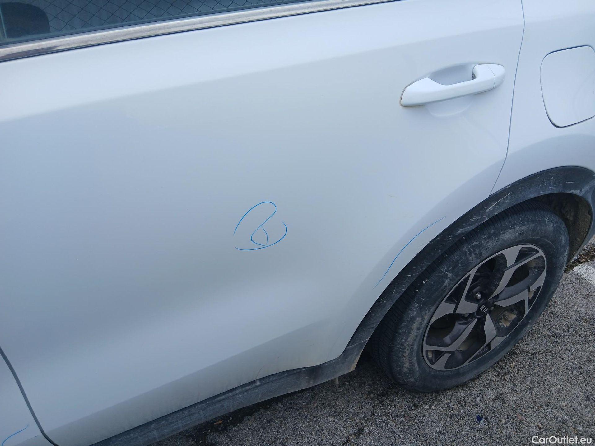  KIA  Sportage KIA  / 2018 / 5P / todoterreno 1.6 MHEV Business 100kW (136CV) 4x4 #27