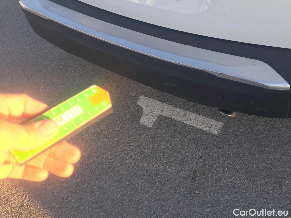  Peugeot  2008 PEUGEOT  / 2019 / 5P / todoterreno Active BlueHDI 81kW (110CV) #18