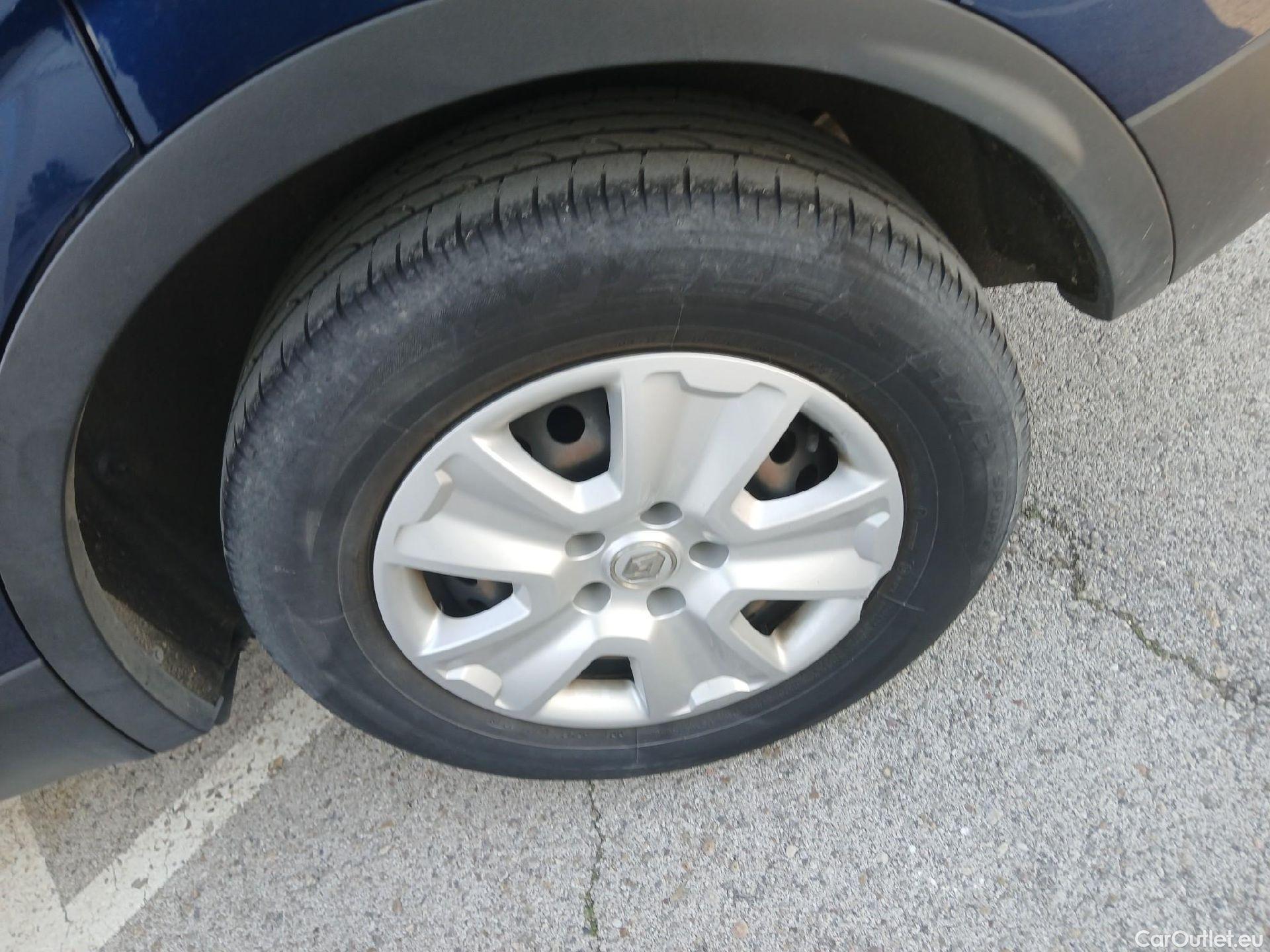  Renault  Kadjar RENAULT  / 2019 / 5P / crossover Business Blue dCi 85W (115CV) #23