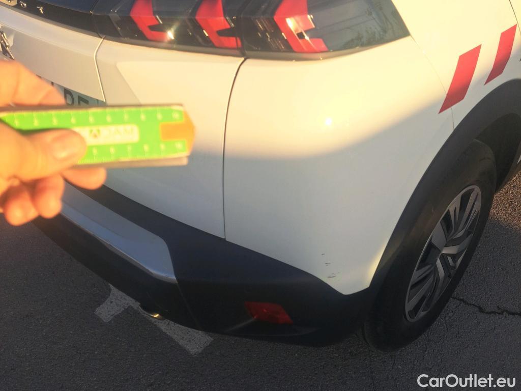  Peugeot  2008 PEUGEOT  / 2019 / 5P / todoterreno Active BlueHDI 81kW (110CV) #26