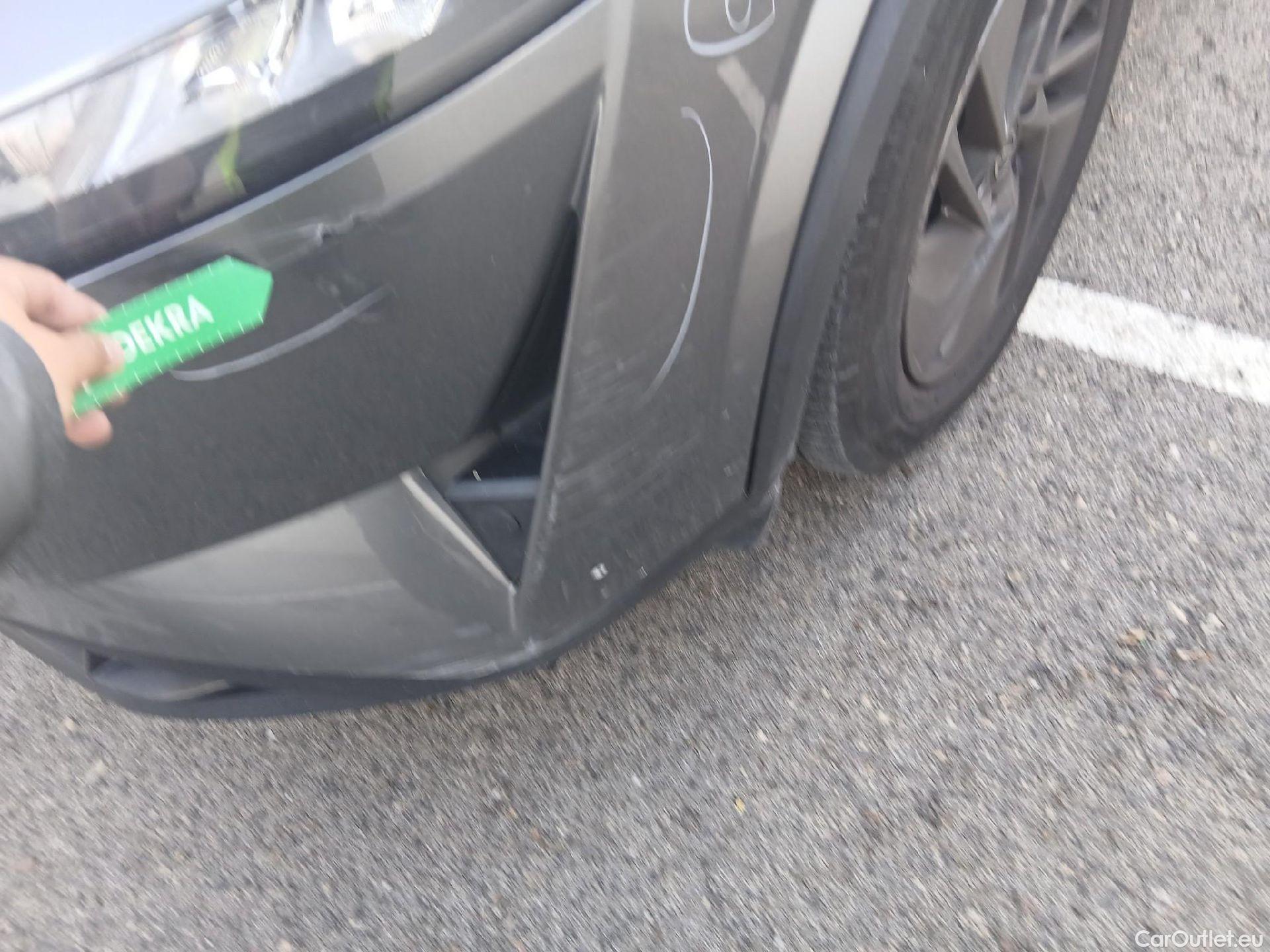  Nissan  Qashqai NISSAN  / 2021 / 5P / todoterreno DIG-T 116kW (158CV) mHEV Xtronic Acenta (AC) #10