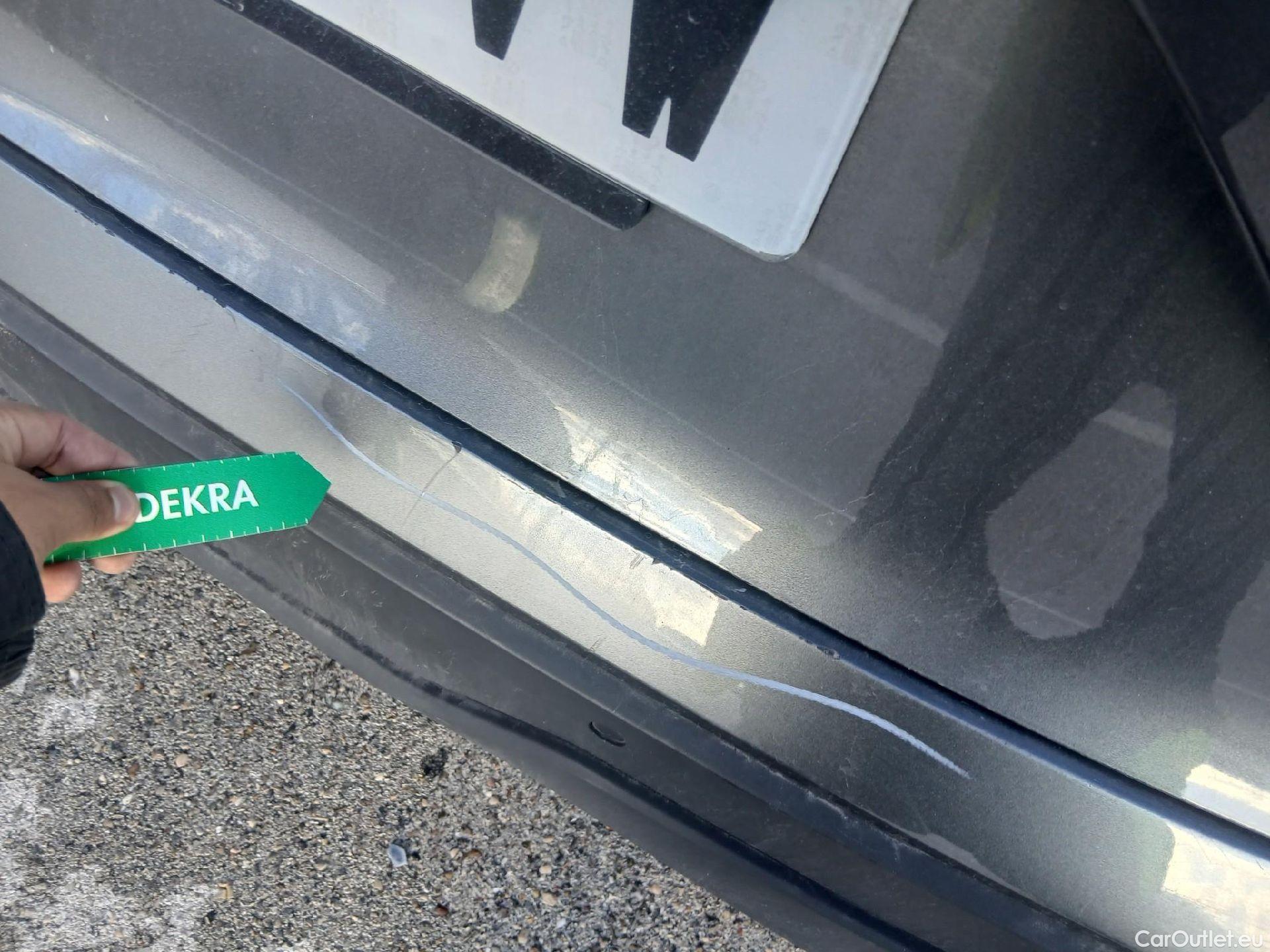  Nissan  Qashqai NISSAN  / 2021 / 5P / todoterreno DIG-T 116kW (158CV) mHEV Xtronic Acenta (AC) #23