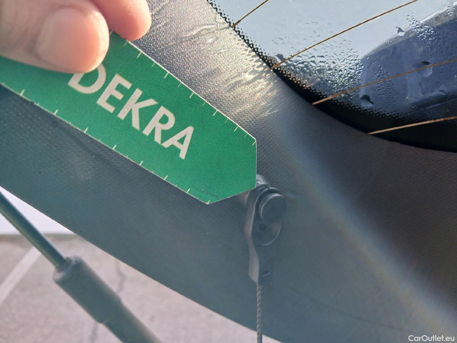  Mercedes  A-Klasse MERCEDES-BENZ Clase A / 2018 / 5P / berlina con portón A 180 d #29