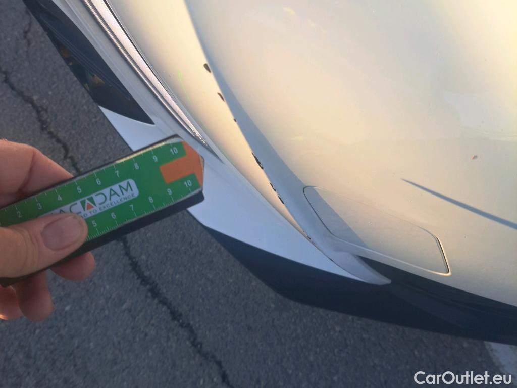  Peugeot  2008 PEUGEOT  / 2019 / 5P / todoterreno Active BlueHDI 81kW (110CV) #25