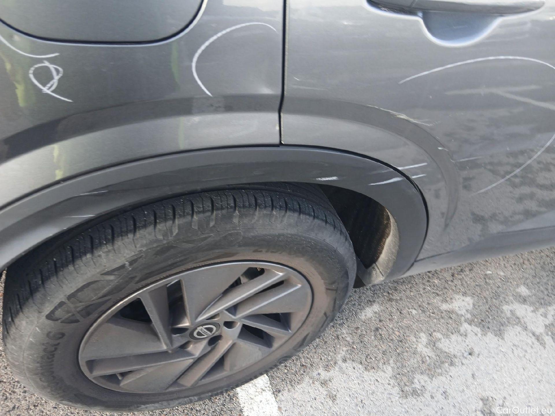  Nissan  Qashqai NISSAN  / 2021 / 5P / todoterreno DIG-T 116kW (158CV) mHEV Xtronic Acenta (AC) #27