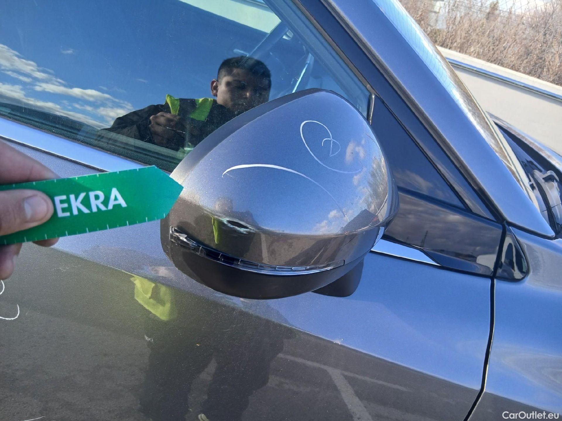  Nissan  Qashqai NISSAN  / 2021 / 5P / todoterreno DIG-T 116kW (158CV) mHEV Xtronic Acenta (AC) #41