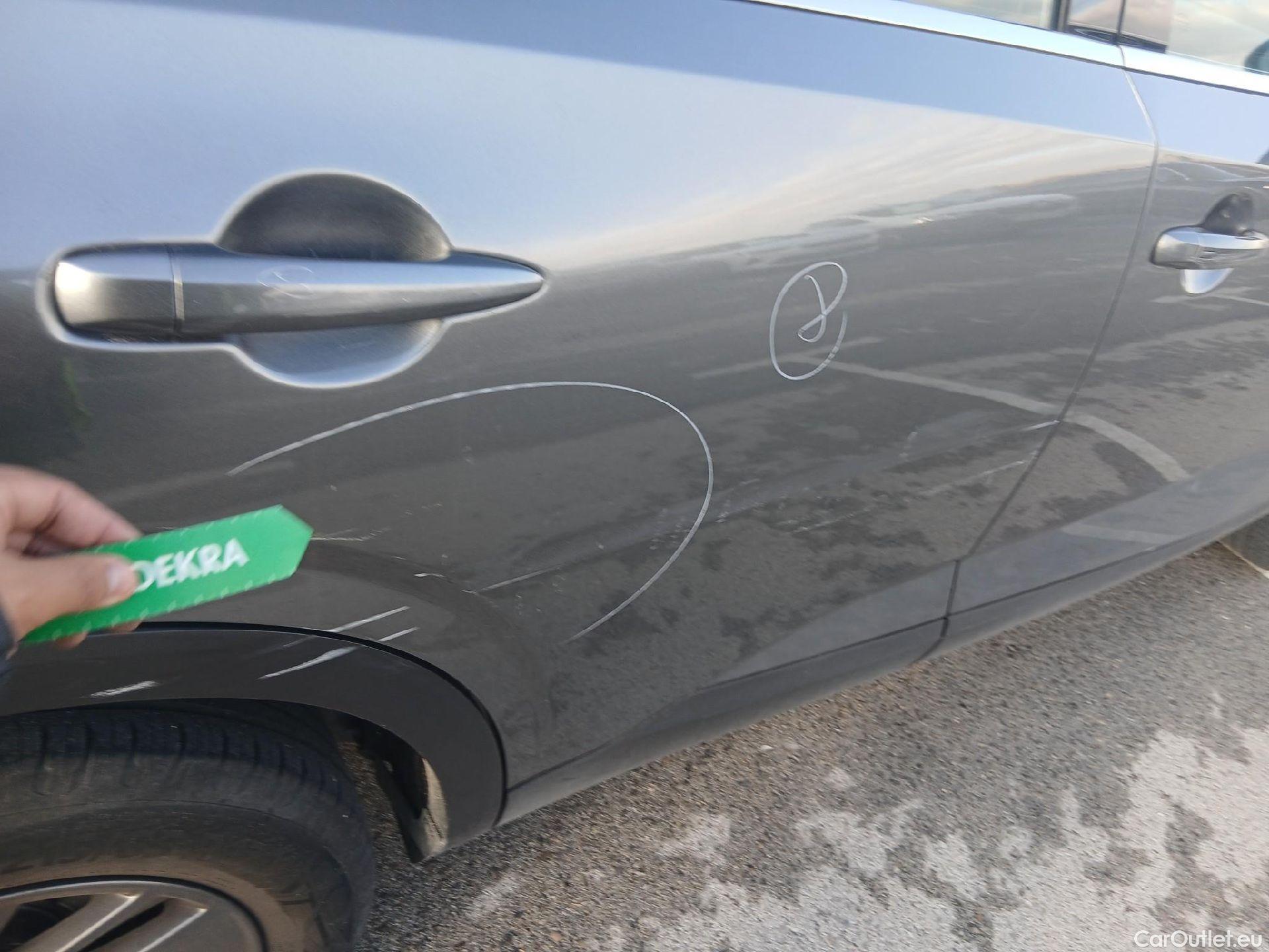  Nissan  Qashqai NISSAN  / 2021 / 5P / todoterreno DIG-T 116kW (158CV) mHEV Xtronic Acenta (AC) #29